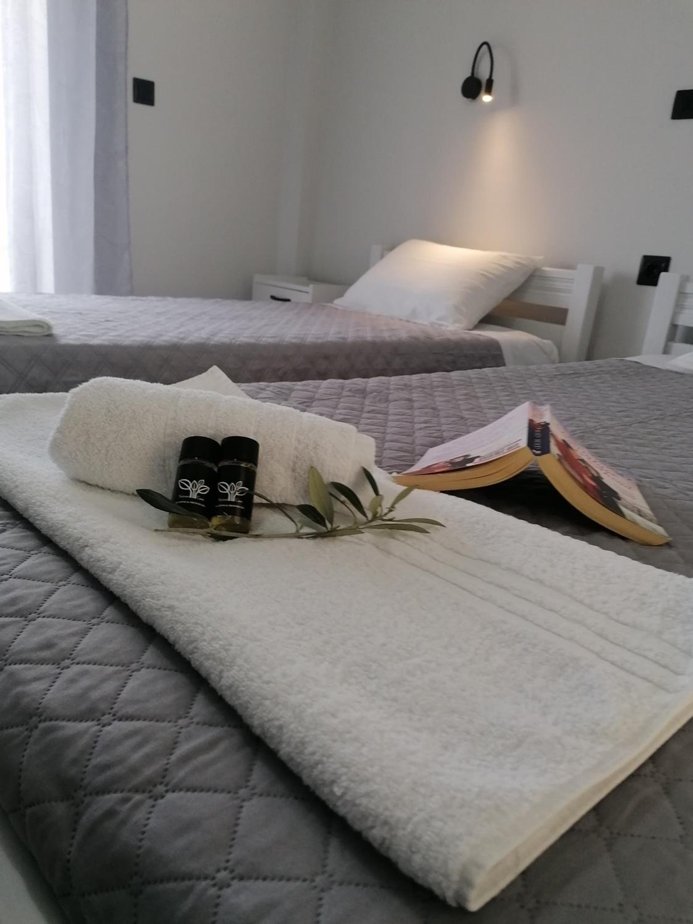 Makis Apartments