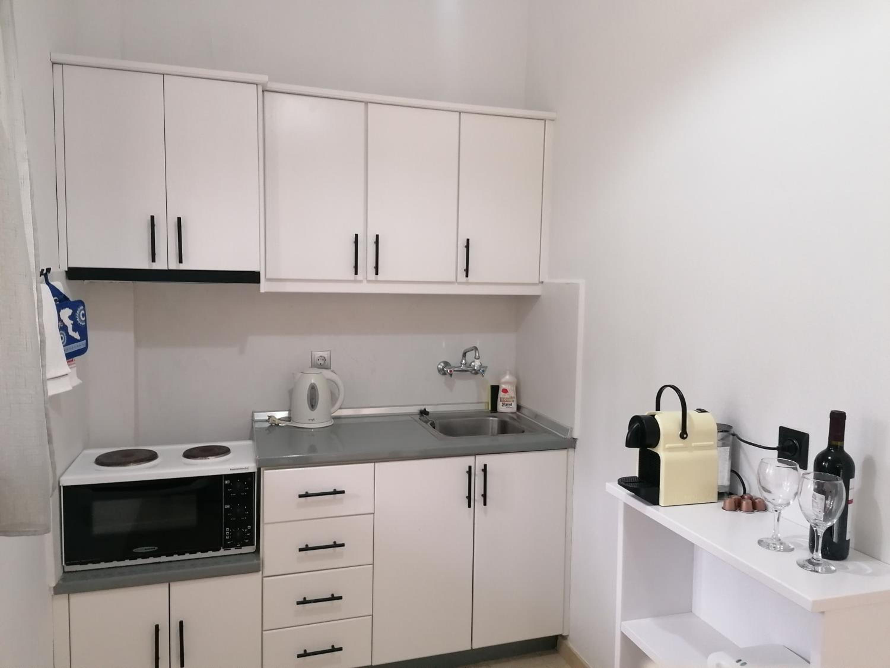 Makis Apartments