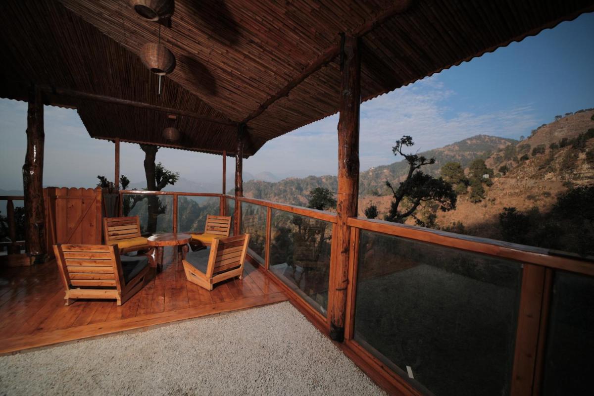 balcony
