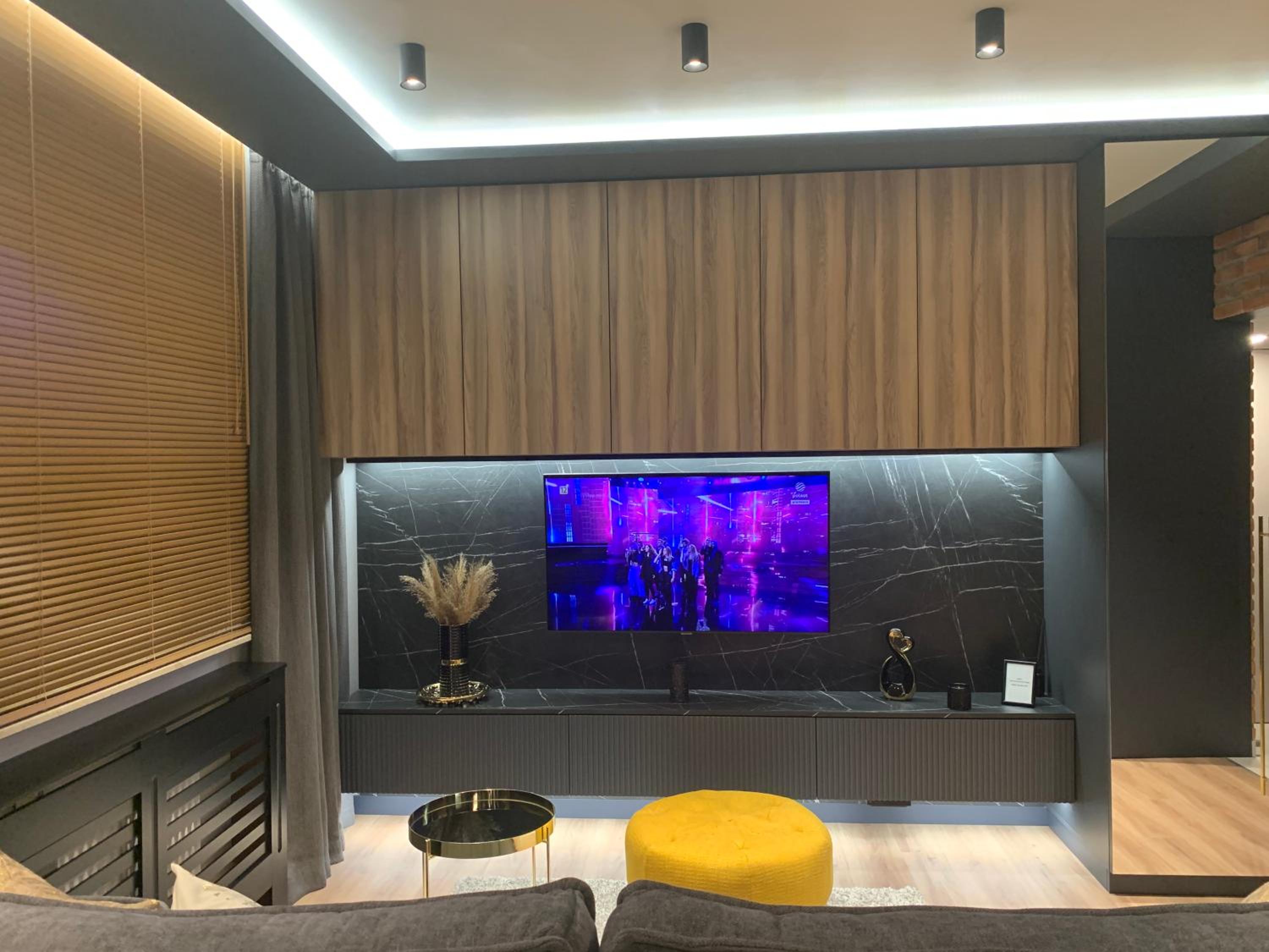 Luxury Apartament Wyszyńskiego view 2