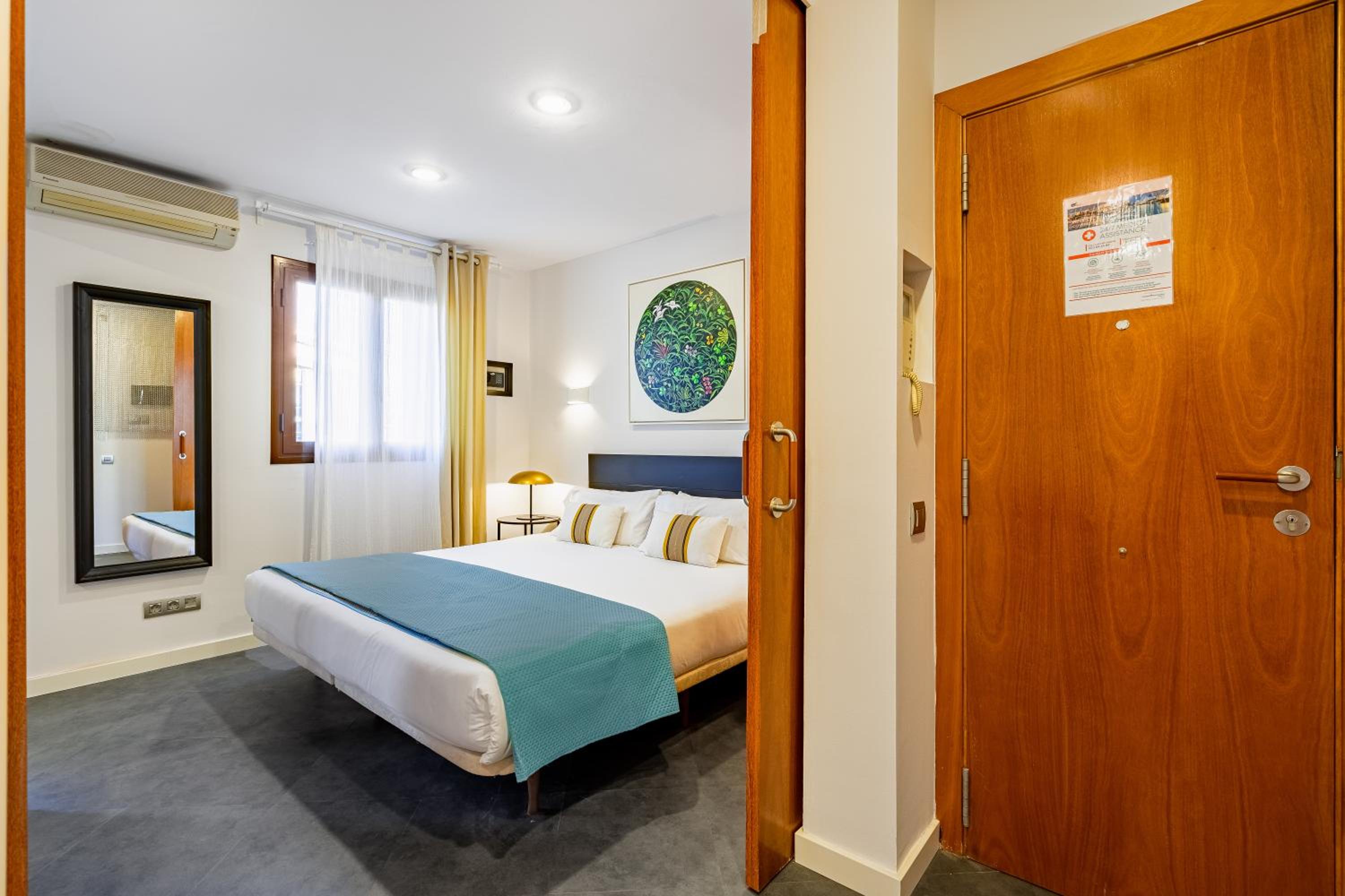 hotel room