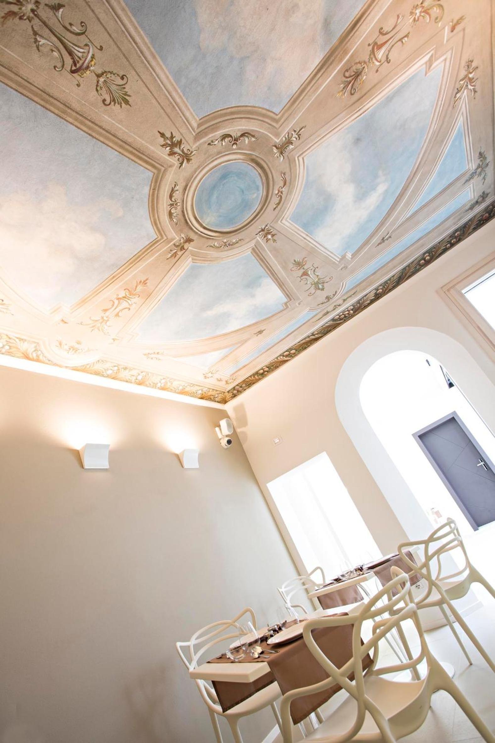 Borgoleoni 18 - Room and Breakfast