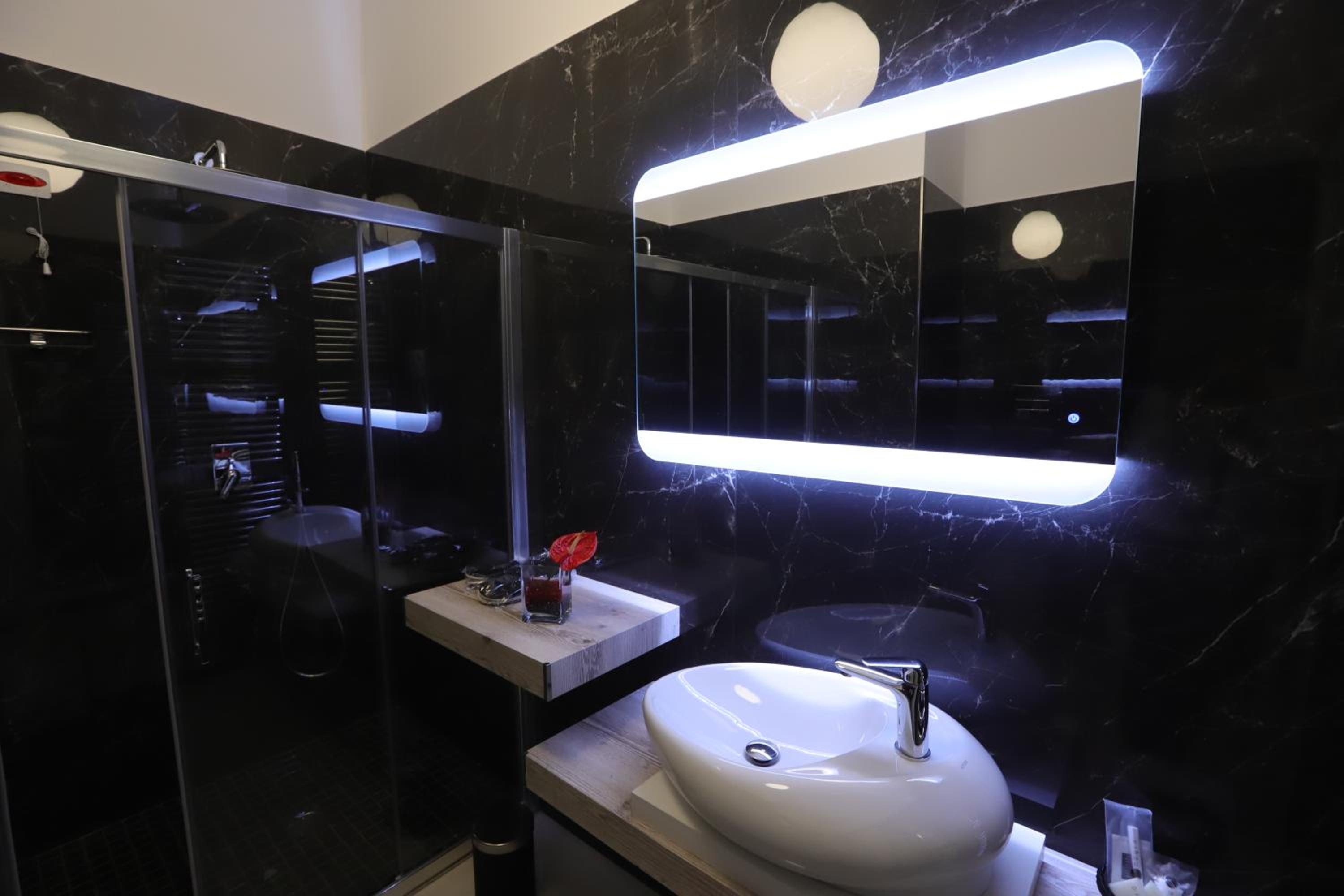 Mecla Suites