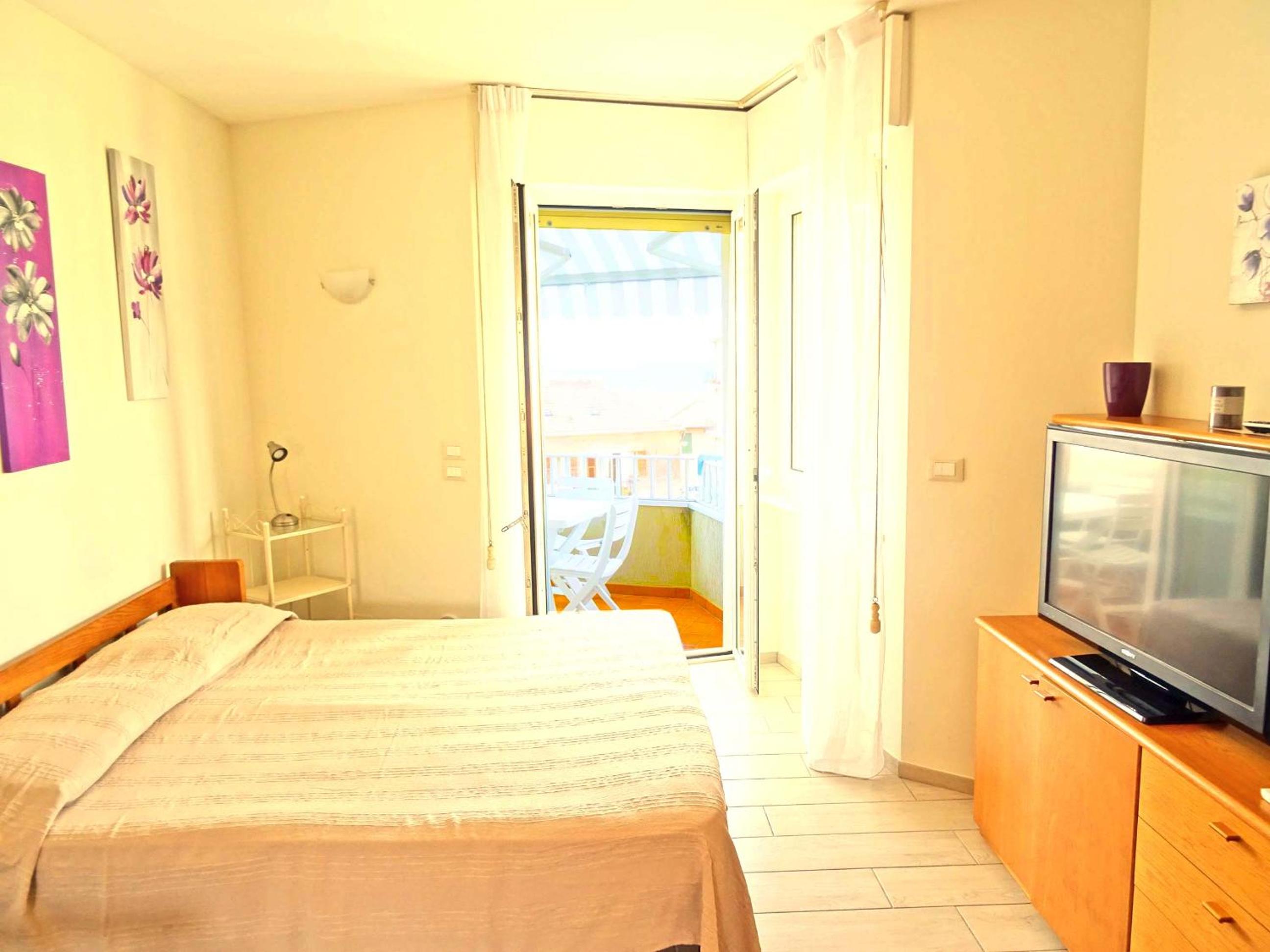 Photo 102