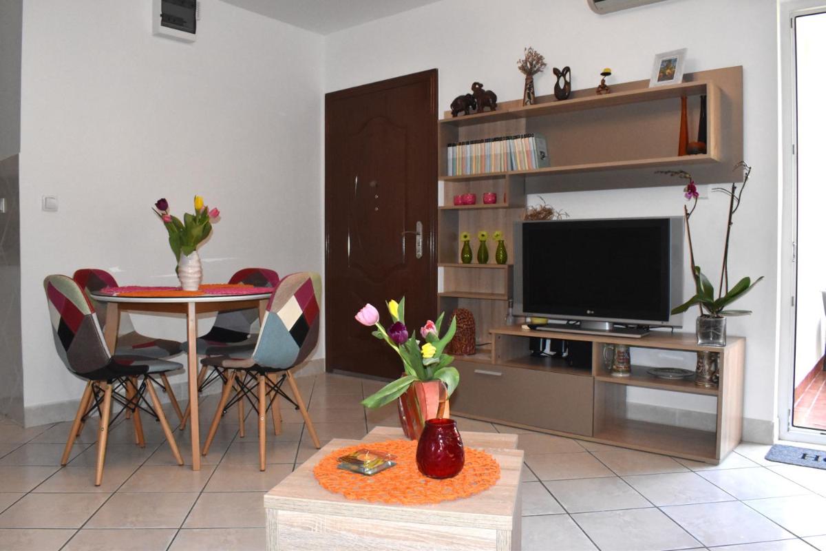 Apartment Iris view 5