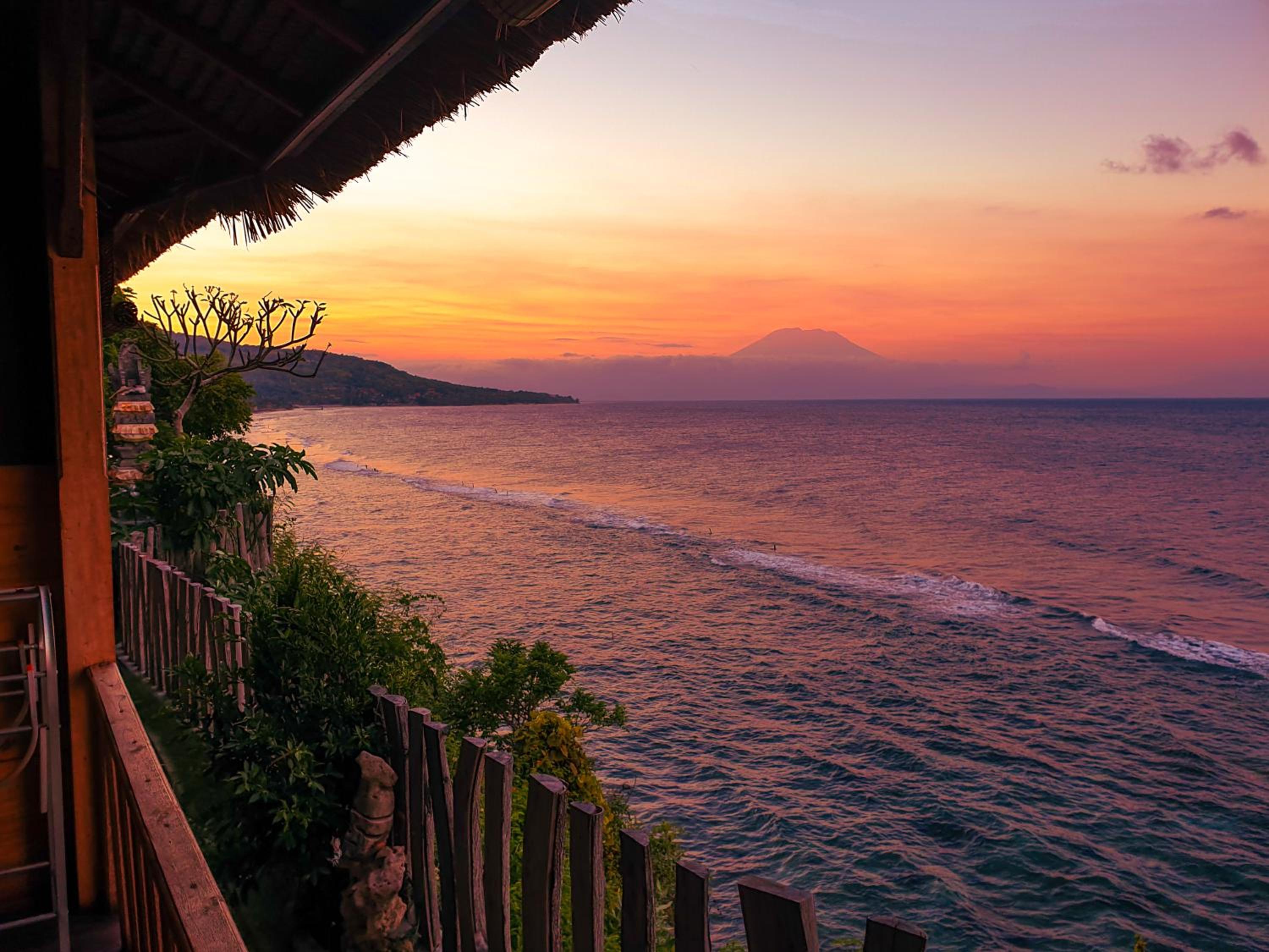 Malibu Huts