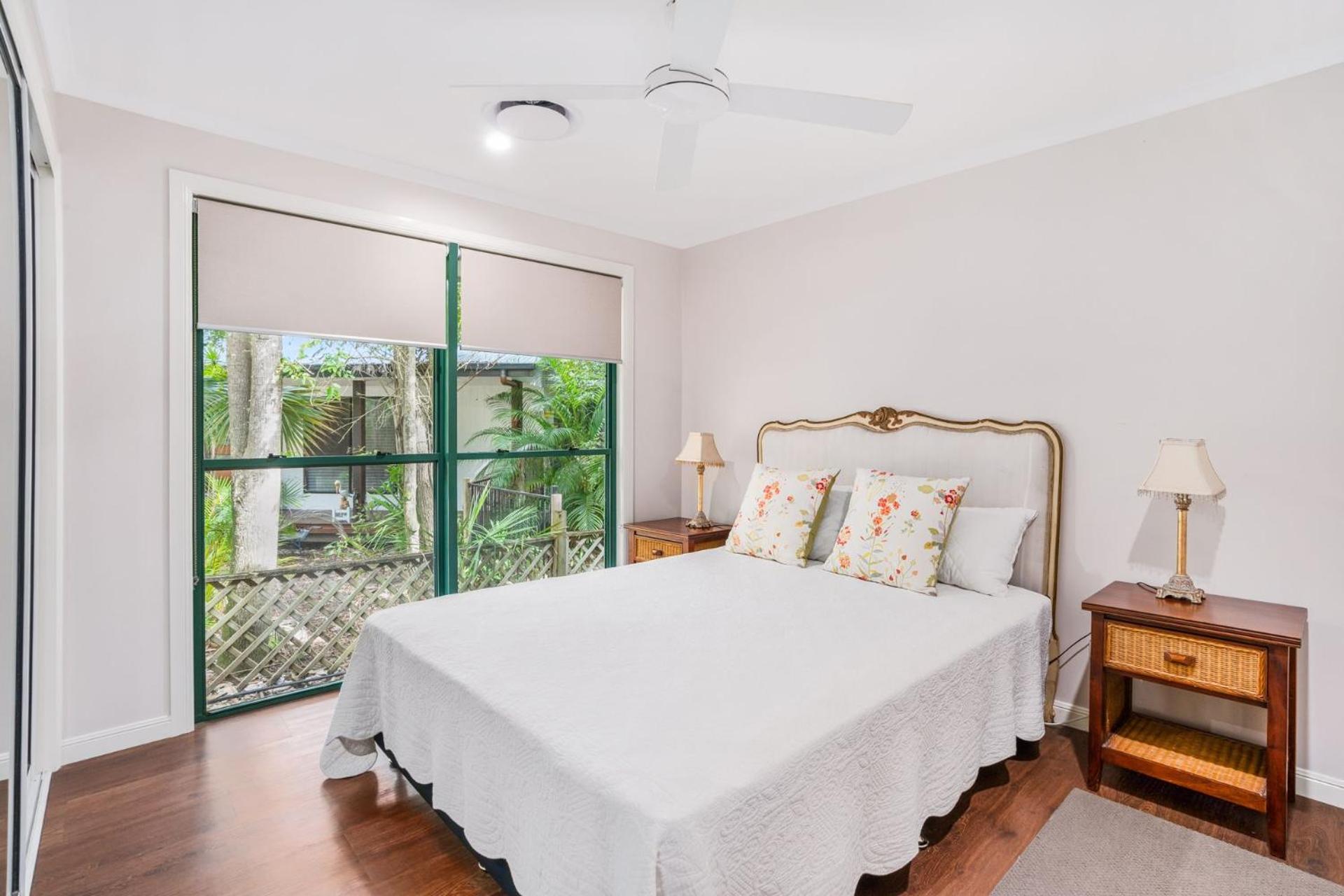 7 Belle Court Rainbow Shores Fully ducted aircon. Pets welcome