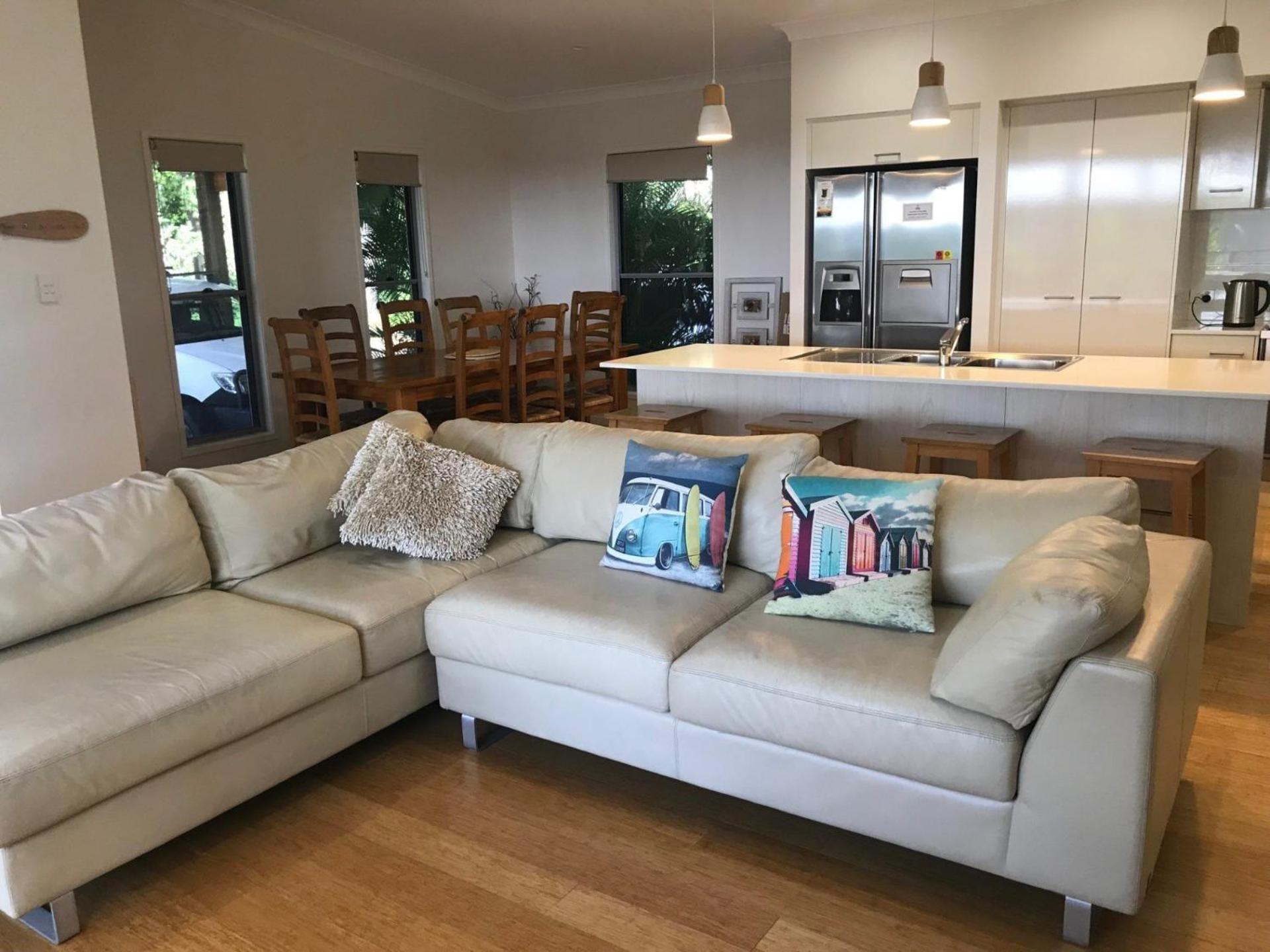 15 Esprit Drive Rainbow Shores