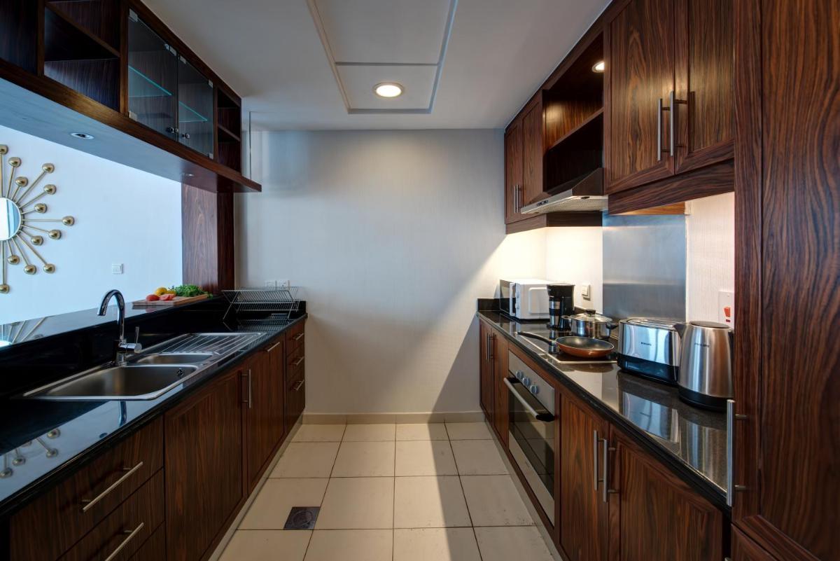 Durrani Homes - Luxury living besides Panoramic Fountain and Burj khalifa view- Burj Khalifa Fireworks