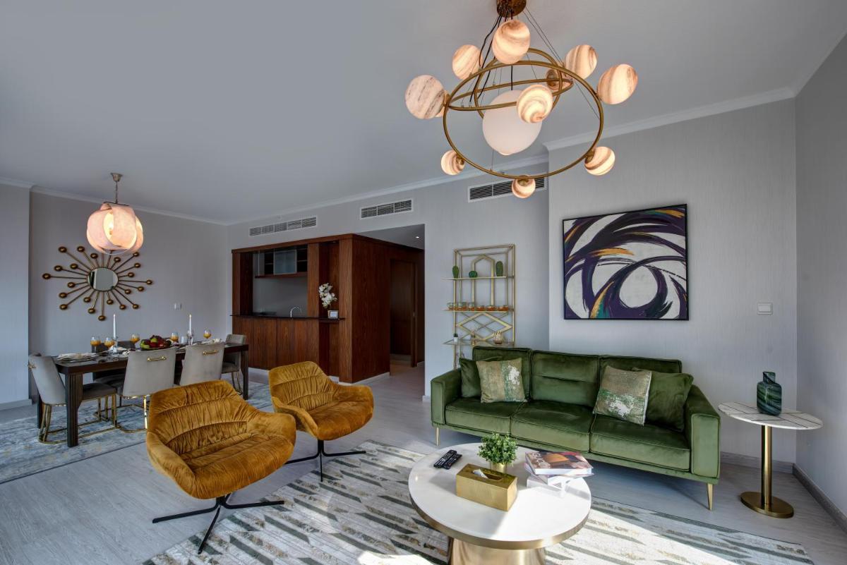 Durrani Homes - Luxury living besides Panoramic Fountain and Burj khalifa view- Burj Khalifa Fireworks