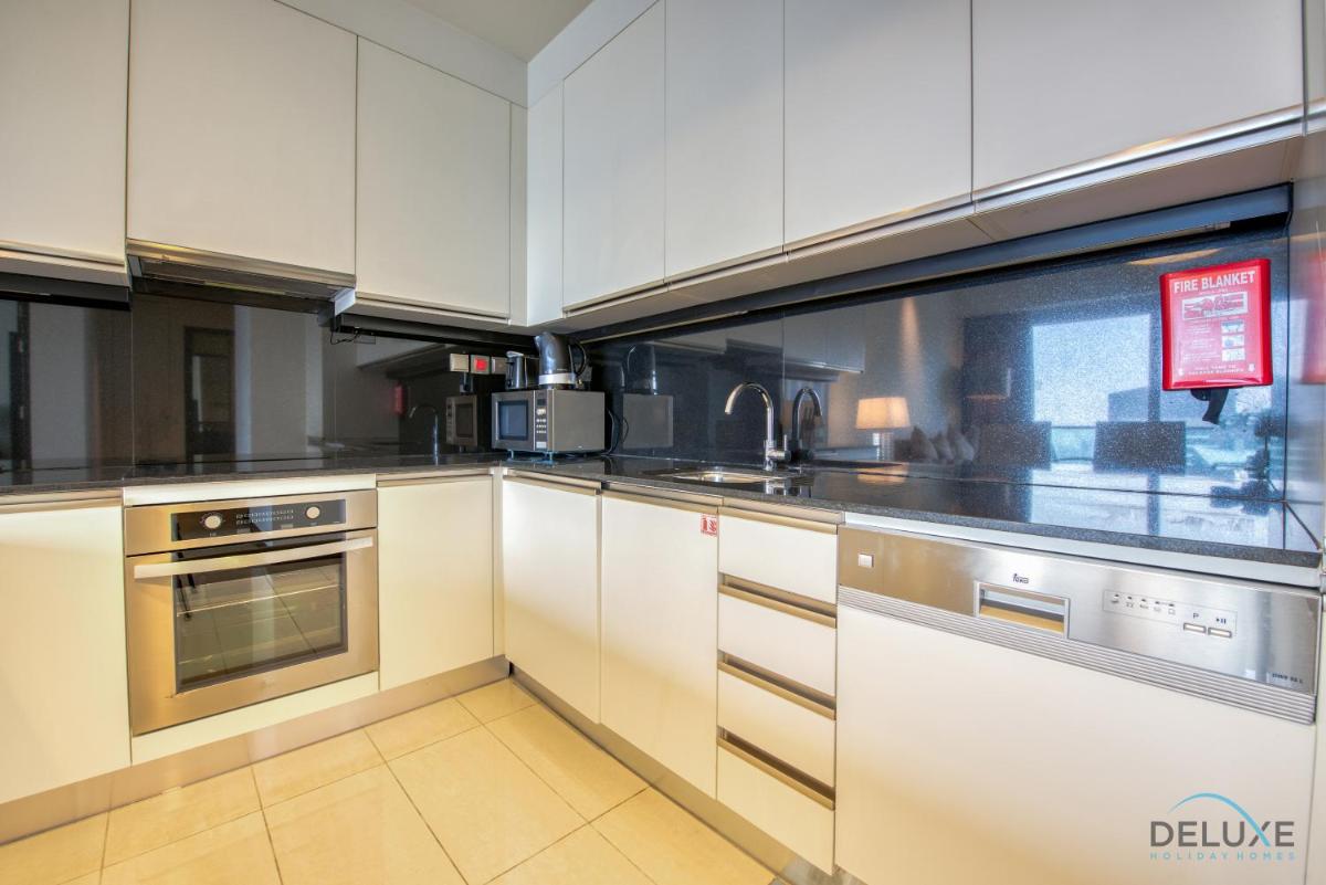 Exceptional 1BR at The Address Residences Dubai Marina by Deluxe Holiday Homes