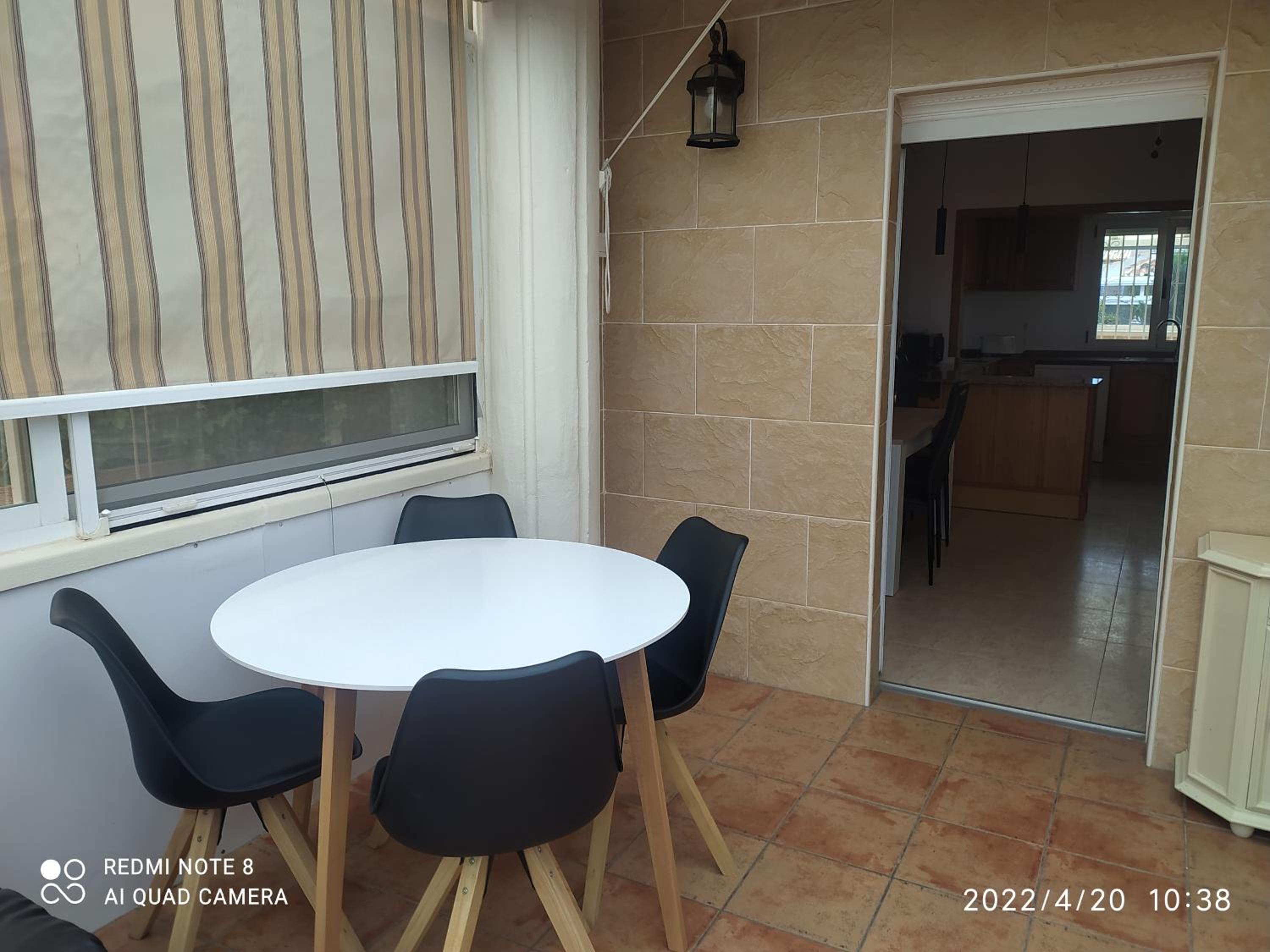 Villa La Zenia, Private pool, 10min walk to La Zenia Beach, for 6 people