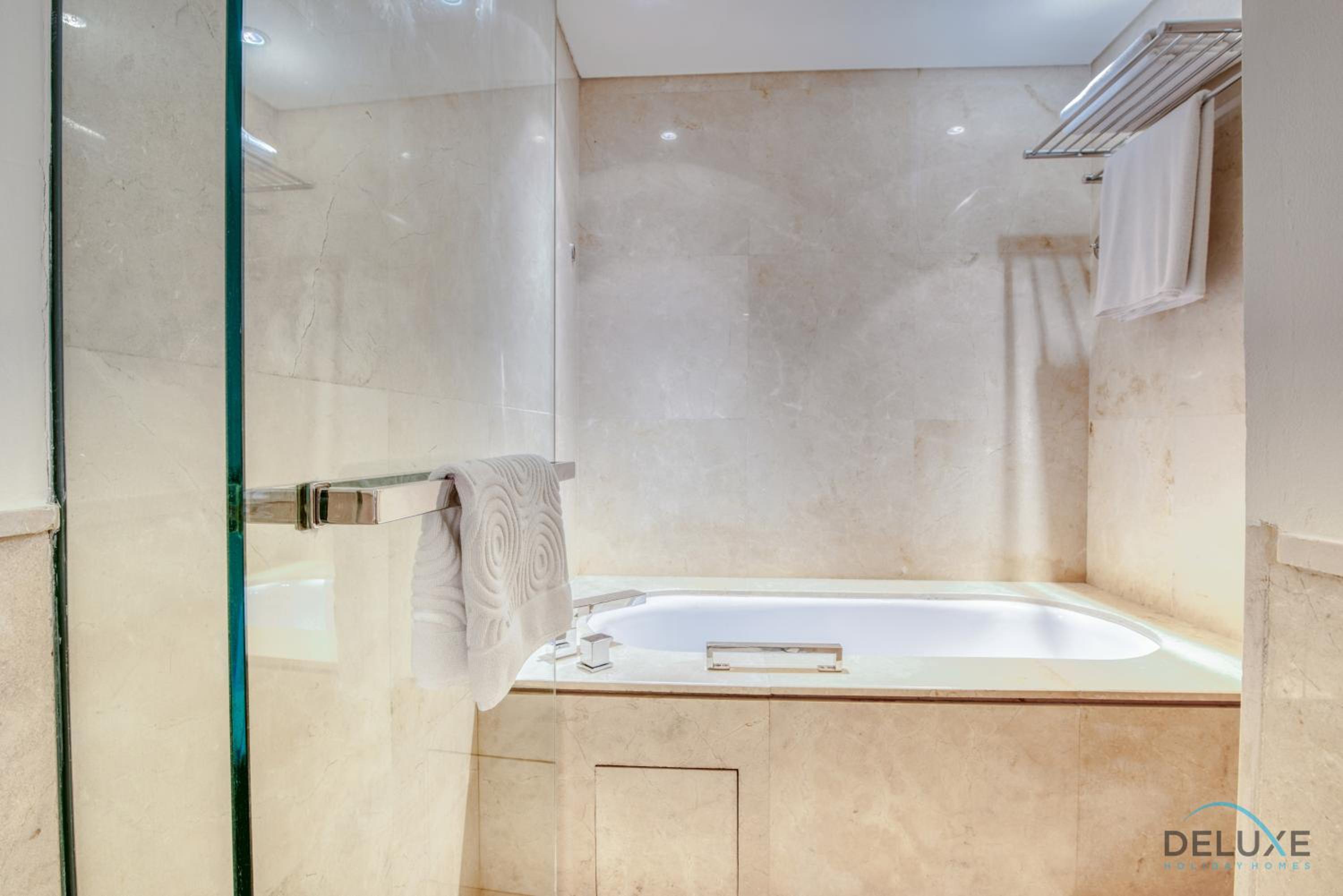 Pristine 3BR at The Address Residences Dubai Marina by Deluxe Holiday Homes