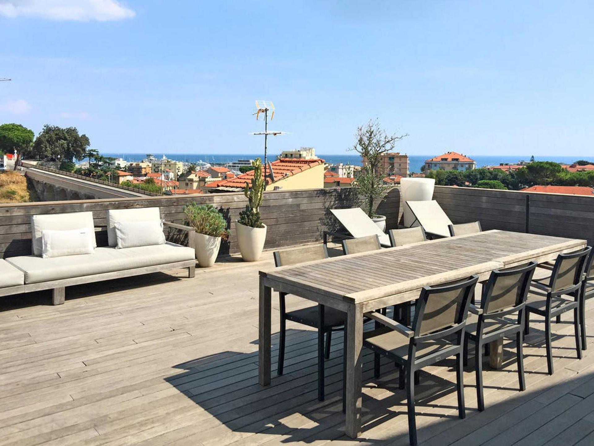 Loft di design a Loano in località Borgo Castello view 3
