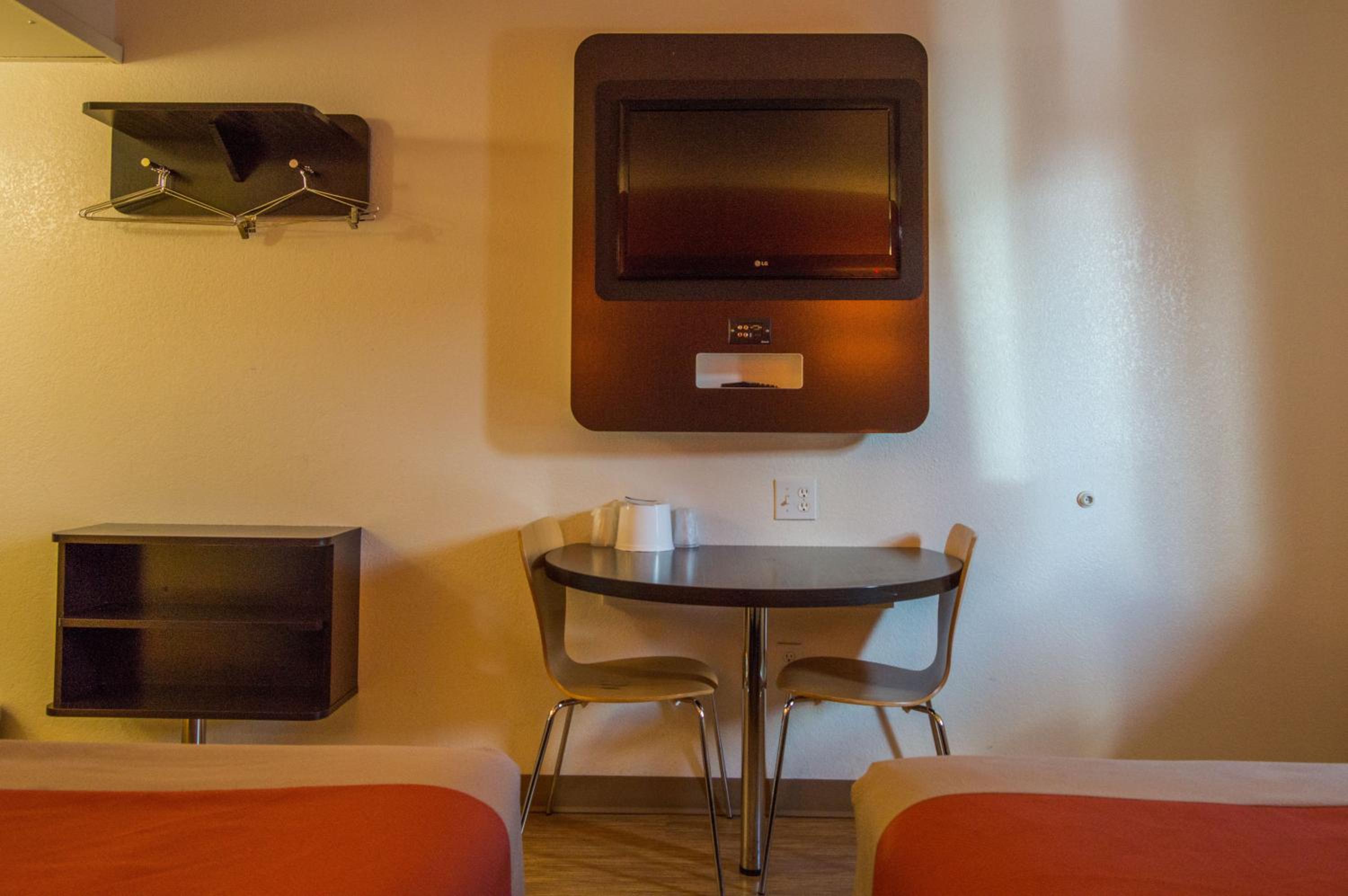 Ardmore Vacations - Motel 6-Ardmore, OK - Property Image 10