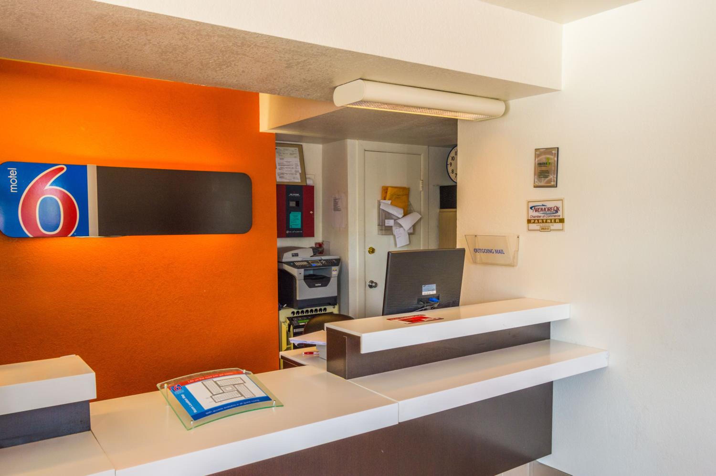 Ardmore Vacations - Motel 6-Ardmore, OK - Property Image 16