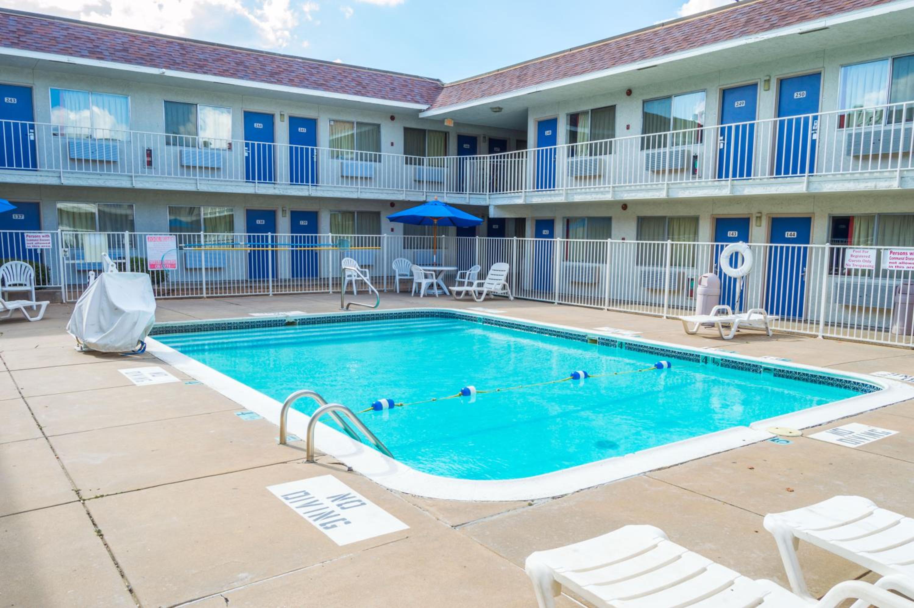 Ardmore Vacations - Motel 6-Ardmore, OK - Property Image 47
