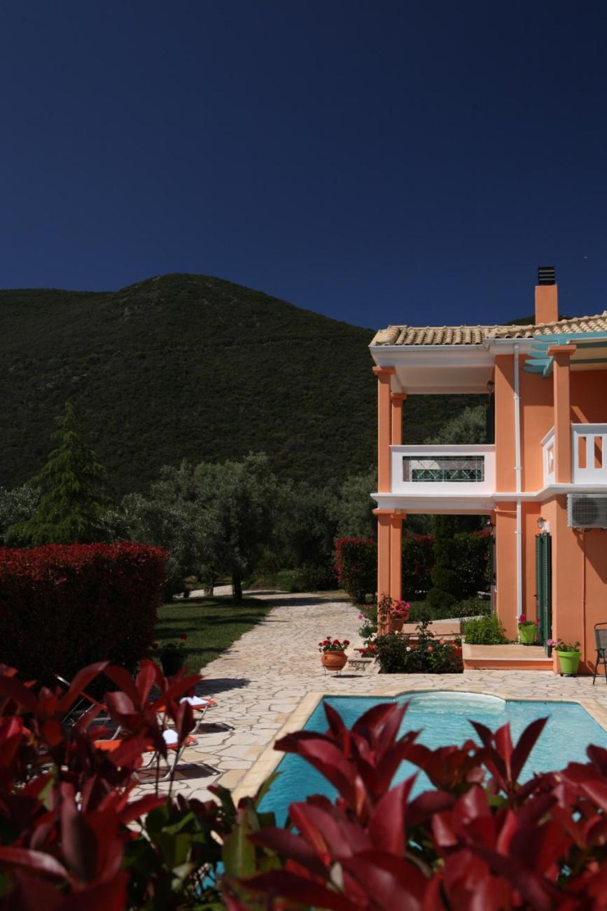 Pantheon & Danae Luxury Villas view 5