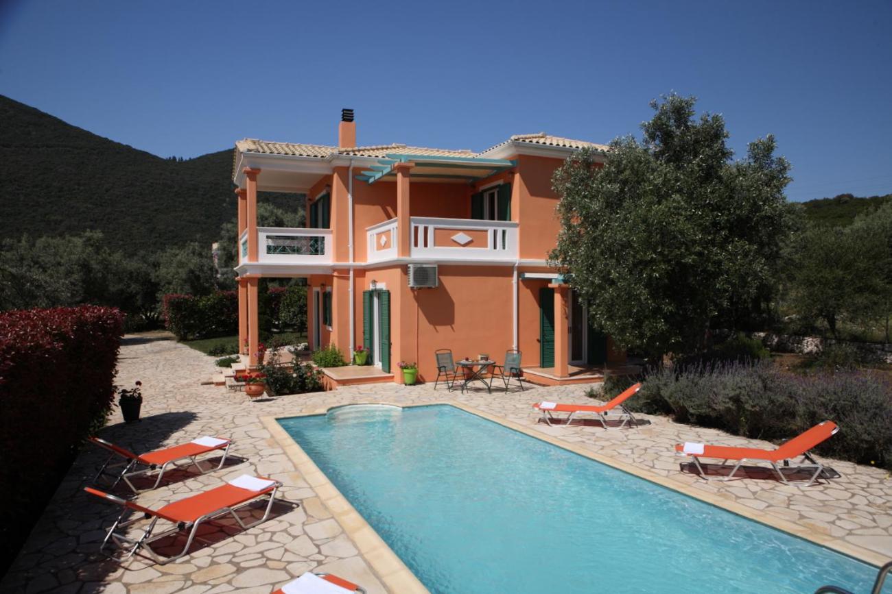 Pantheon & Danae Luxury Villas view 3