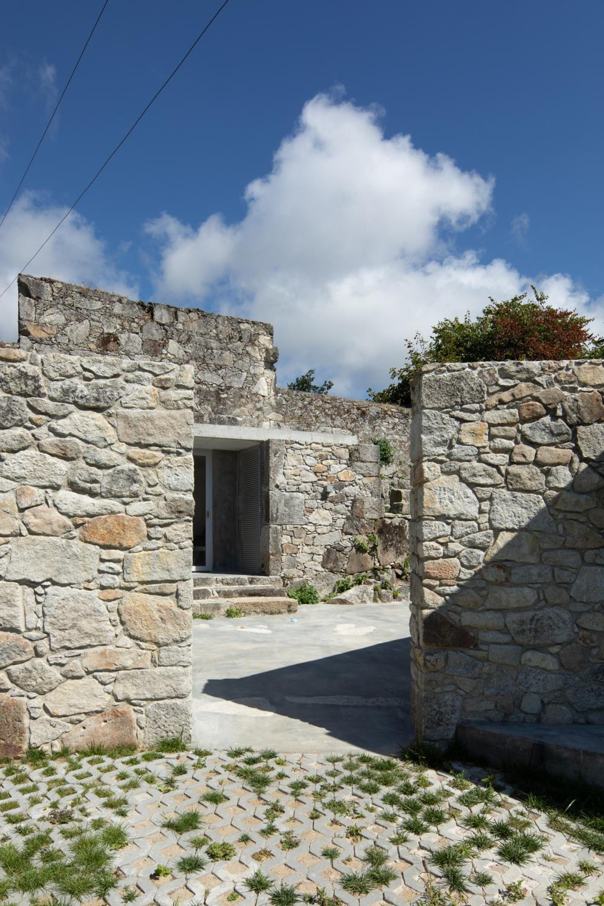 Casa dos Cabeçudos view 5