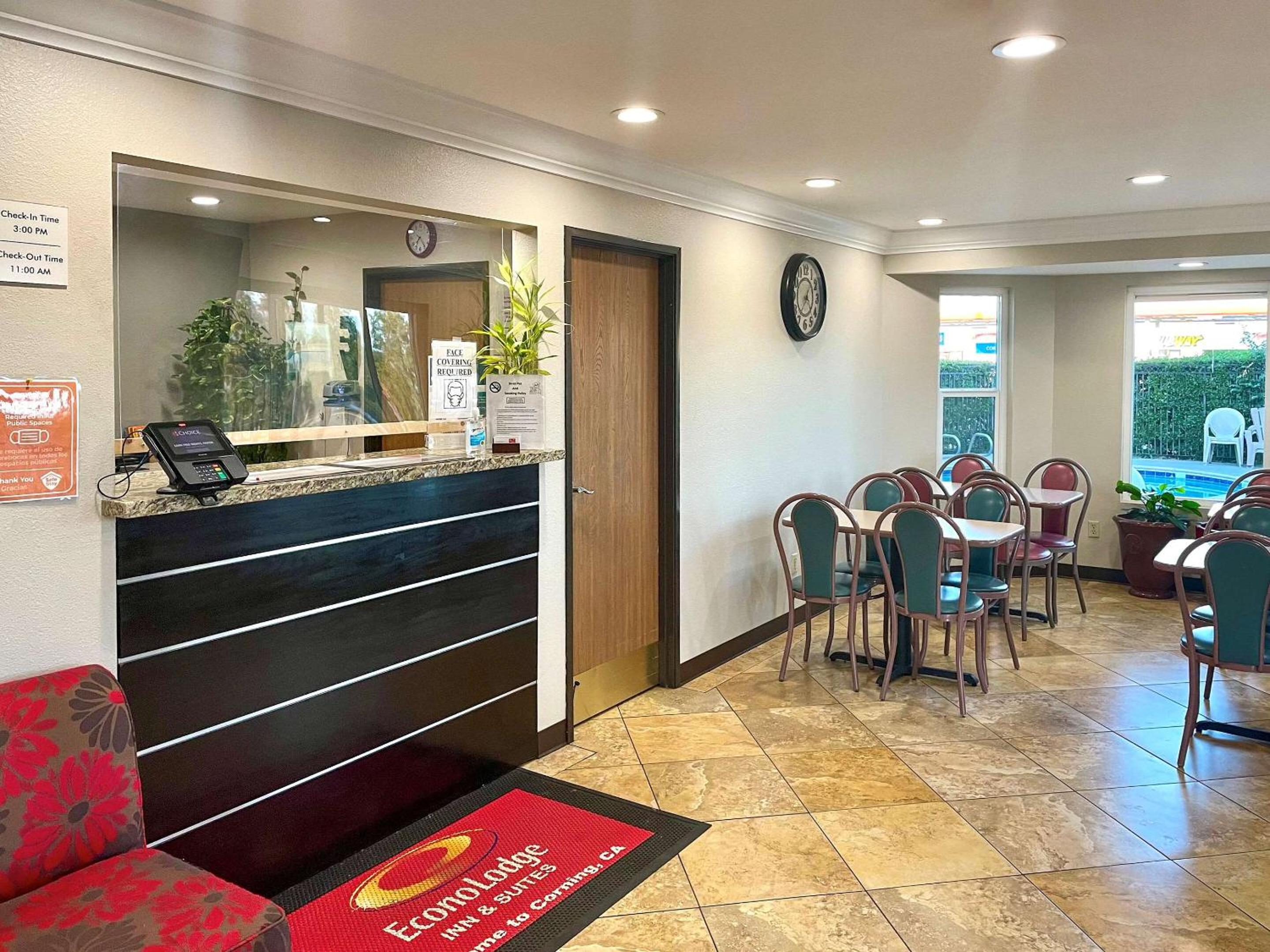 Econo Lodge Inn  Suites Corning - Property Image 1