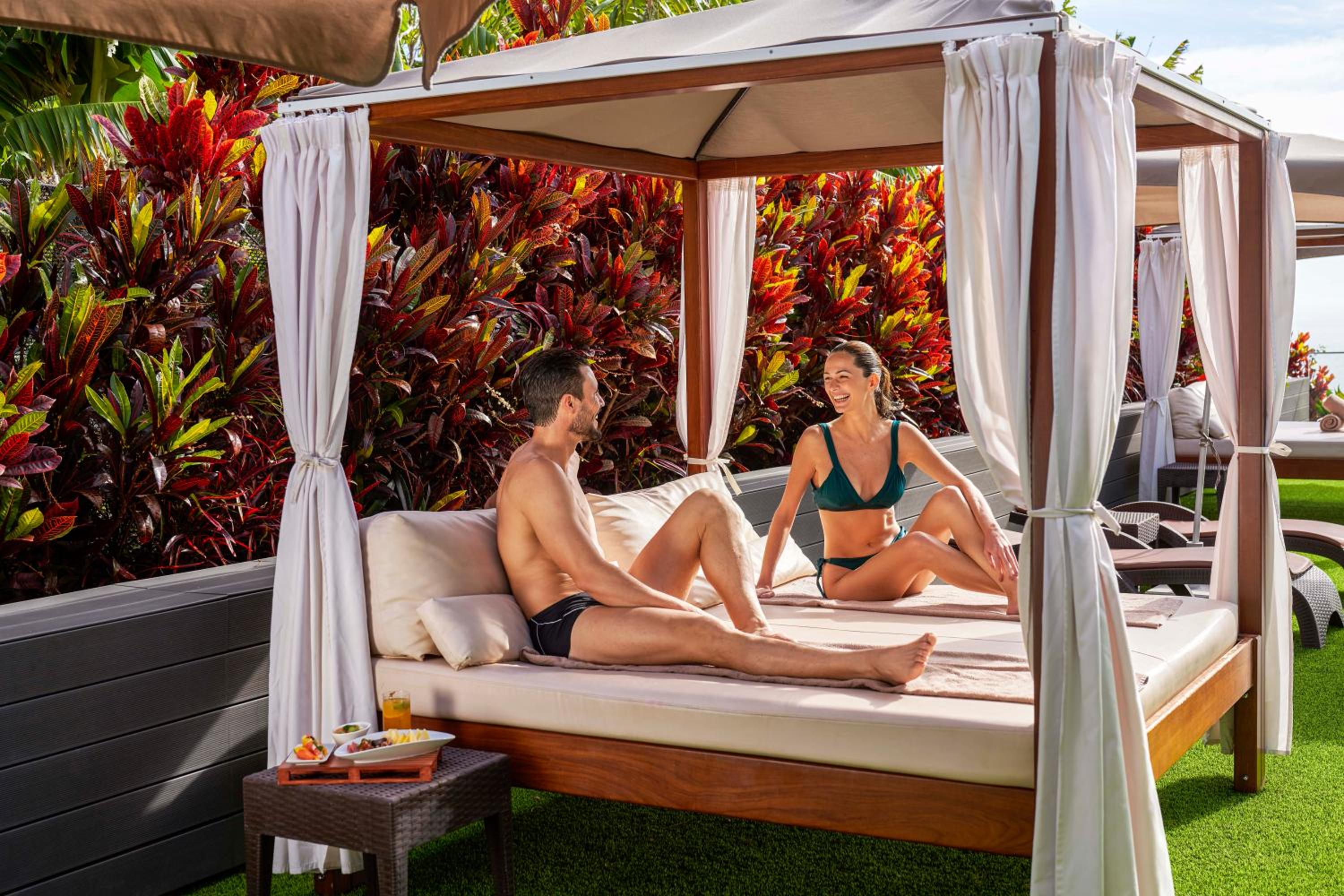 Saccharum Resort 50