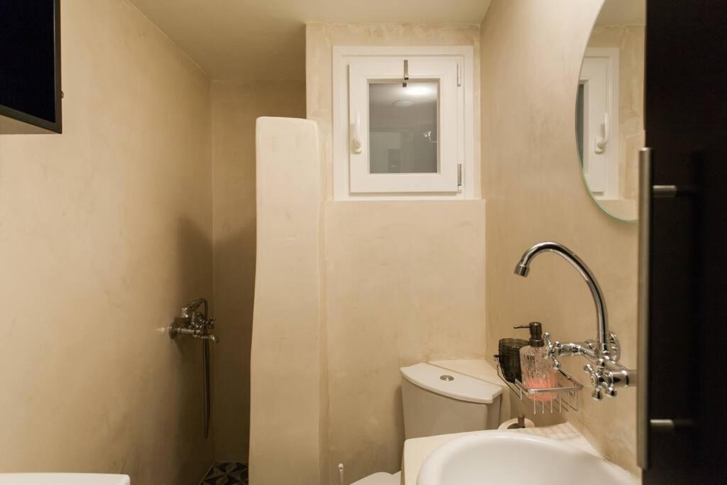 Home sweet home @ Central Athens 52 sq.m.