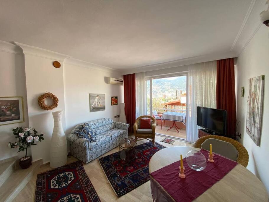 Duplex House on the Castle Road with a Seaview view 2