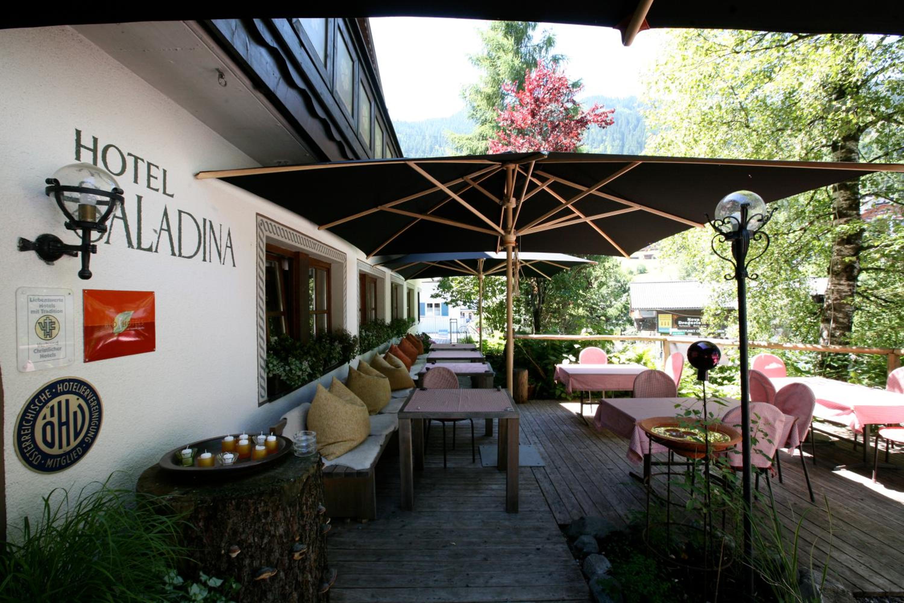 Aparthotel Saladina