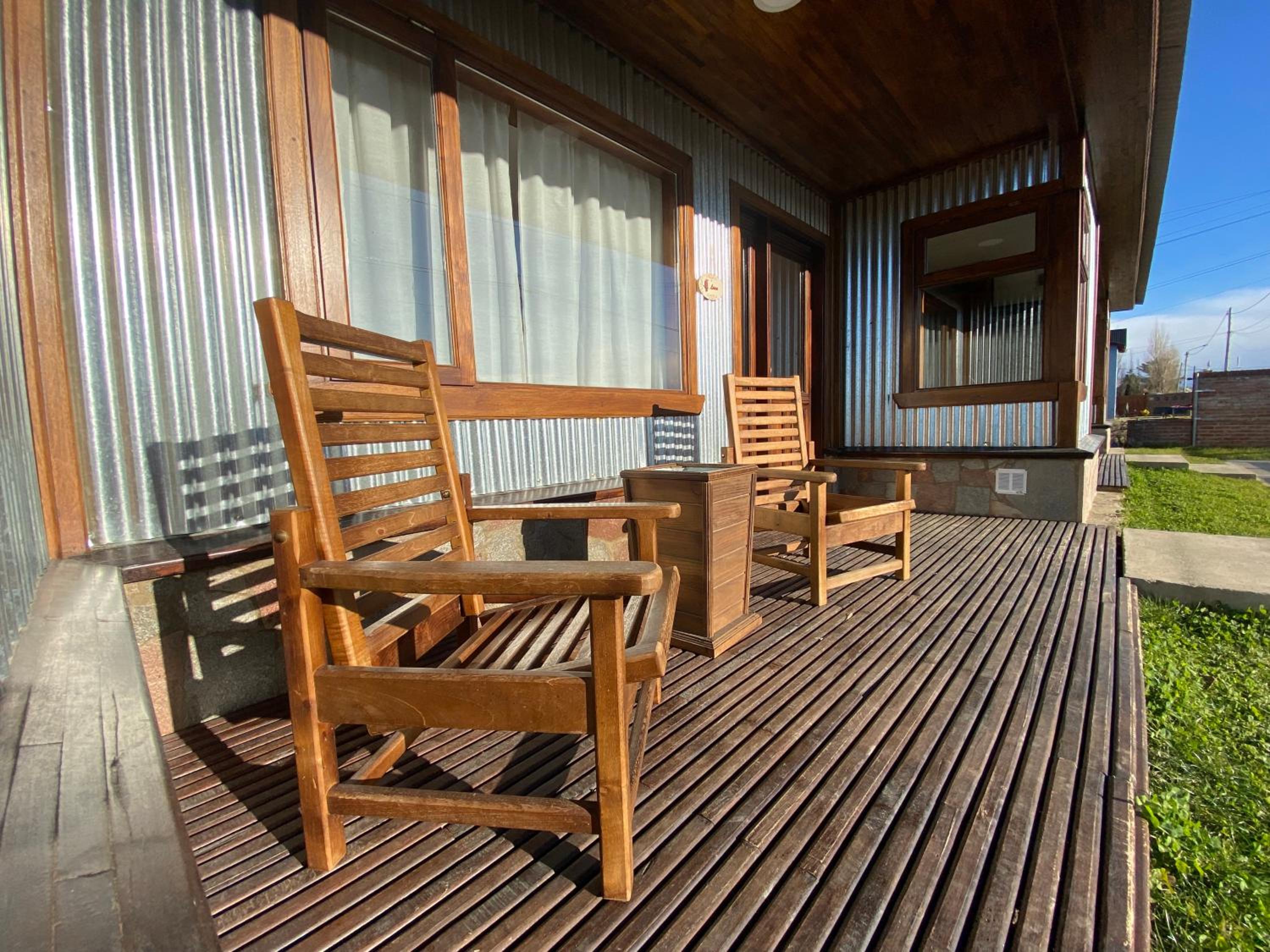 Patagonia Austral Suites - Cabaña con servicio de hotel - DESAYUNO INCLUIDO!