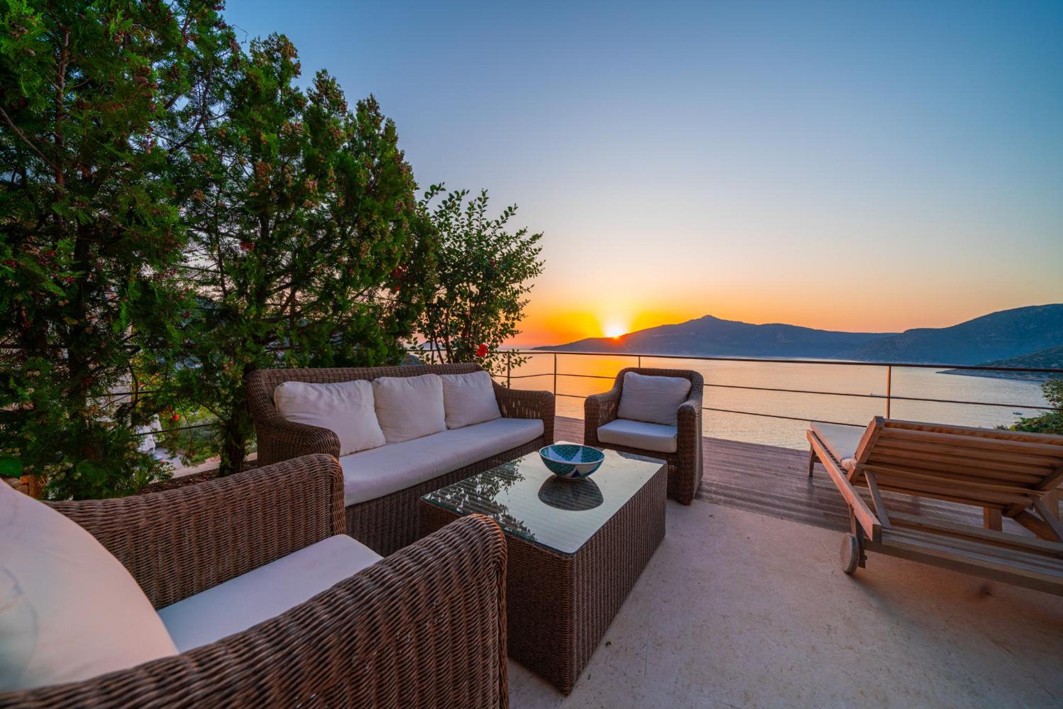 Hotel Villa Mahal becomes Villa Mahal Otel. - Image 14