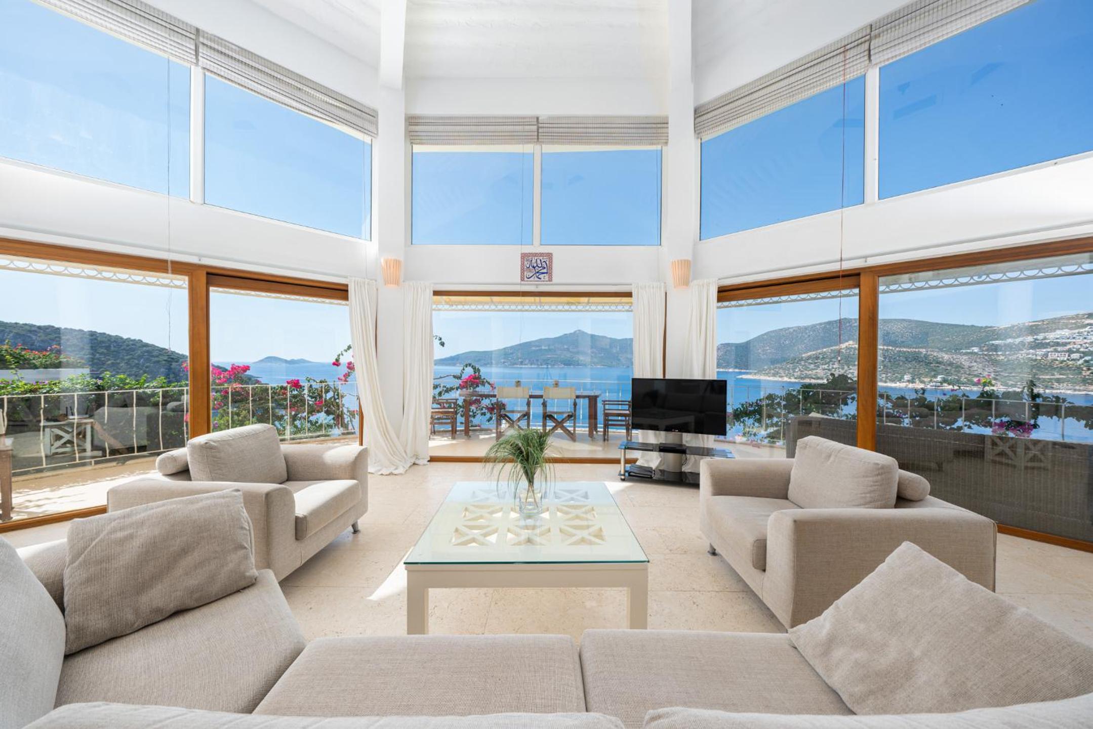 Hotel Villa Mahal becomes Villa Mahal Otel. - Image 17