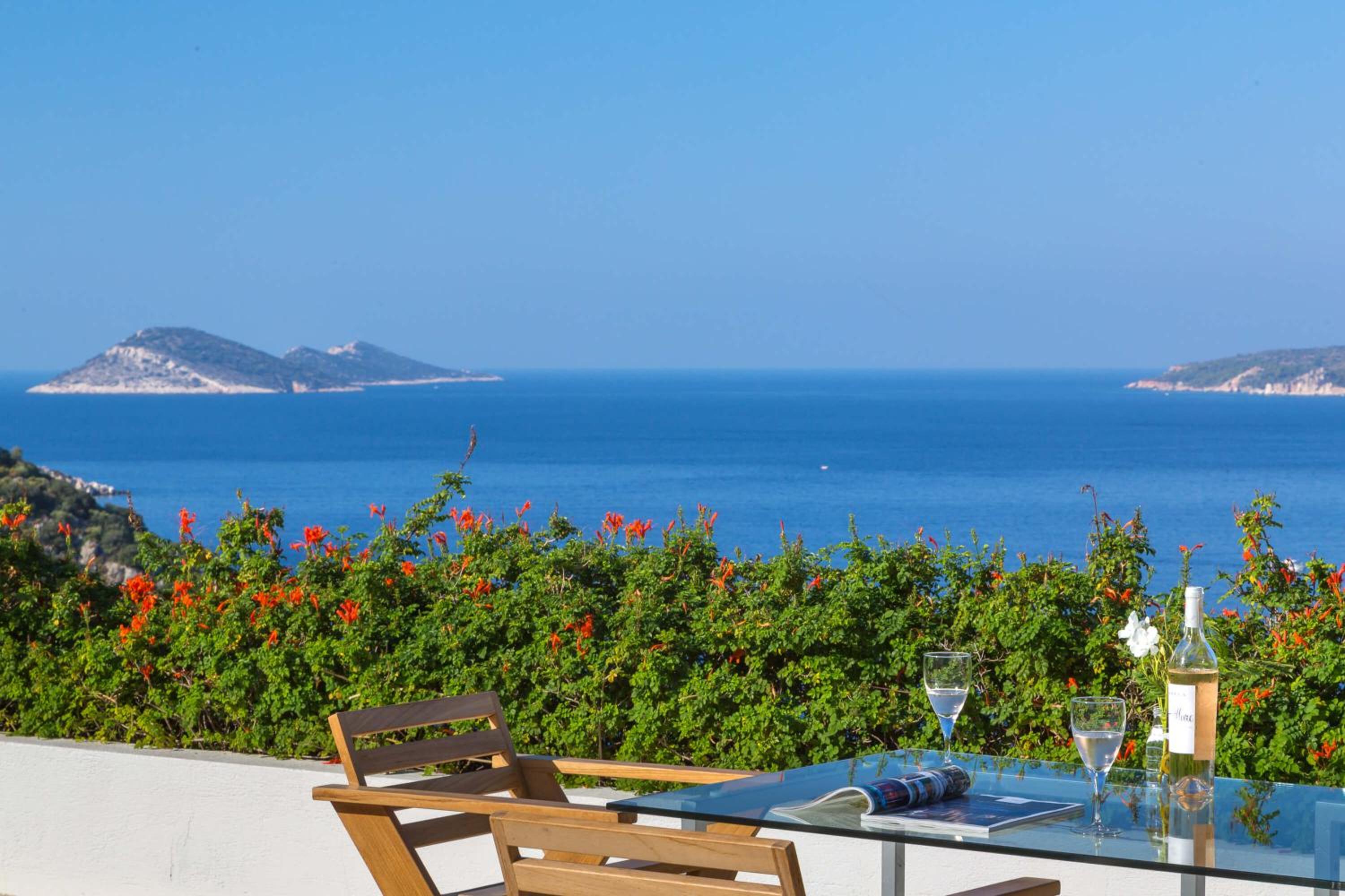 Hotel Villa Mahal becomes Villa Mahal Otel. - Image 10