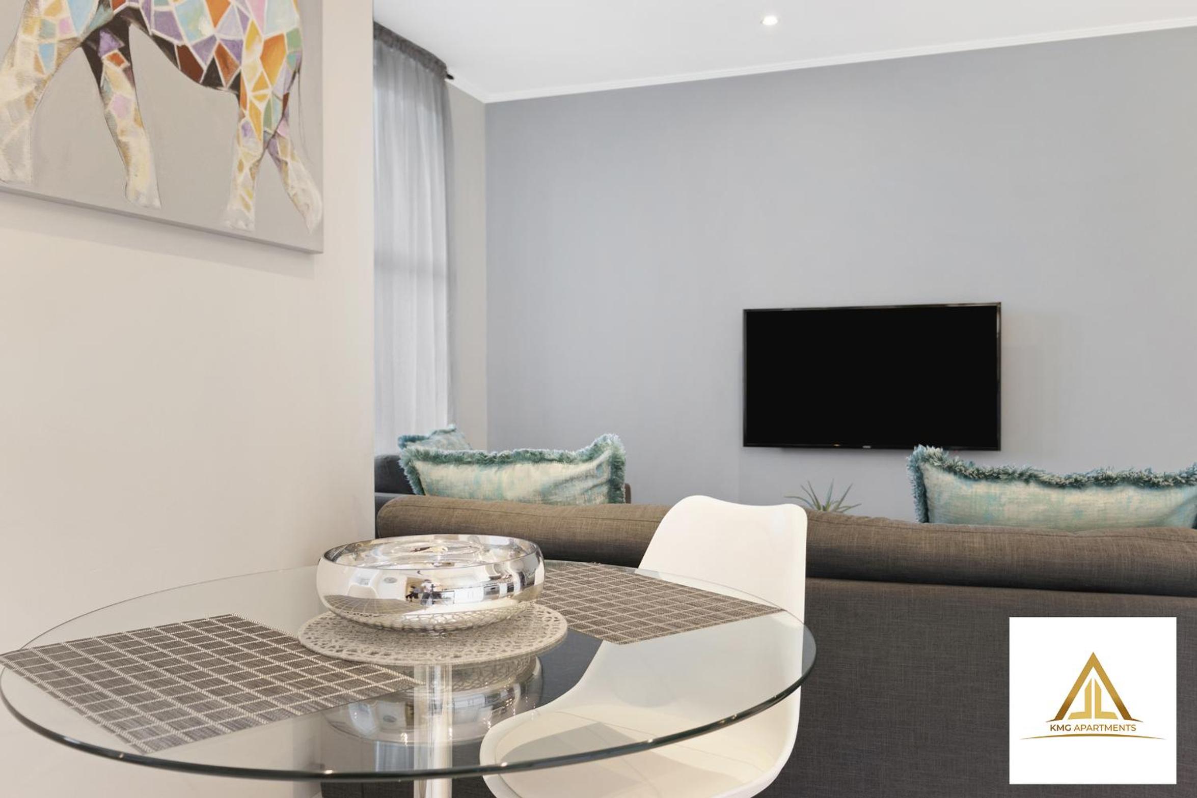 KMG Apartments at The Apex