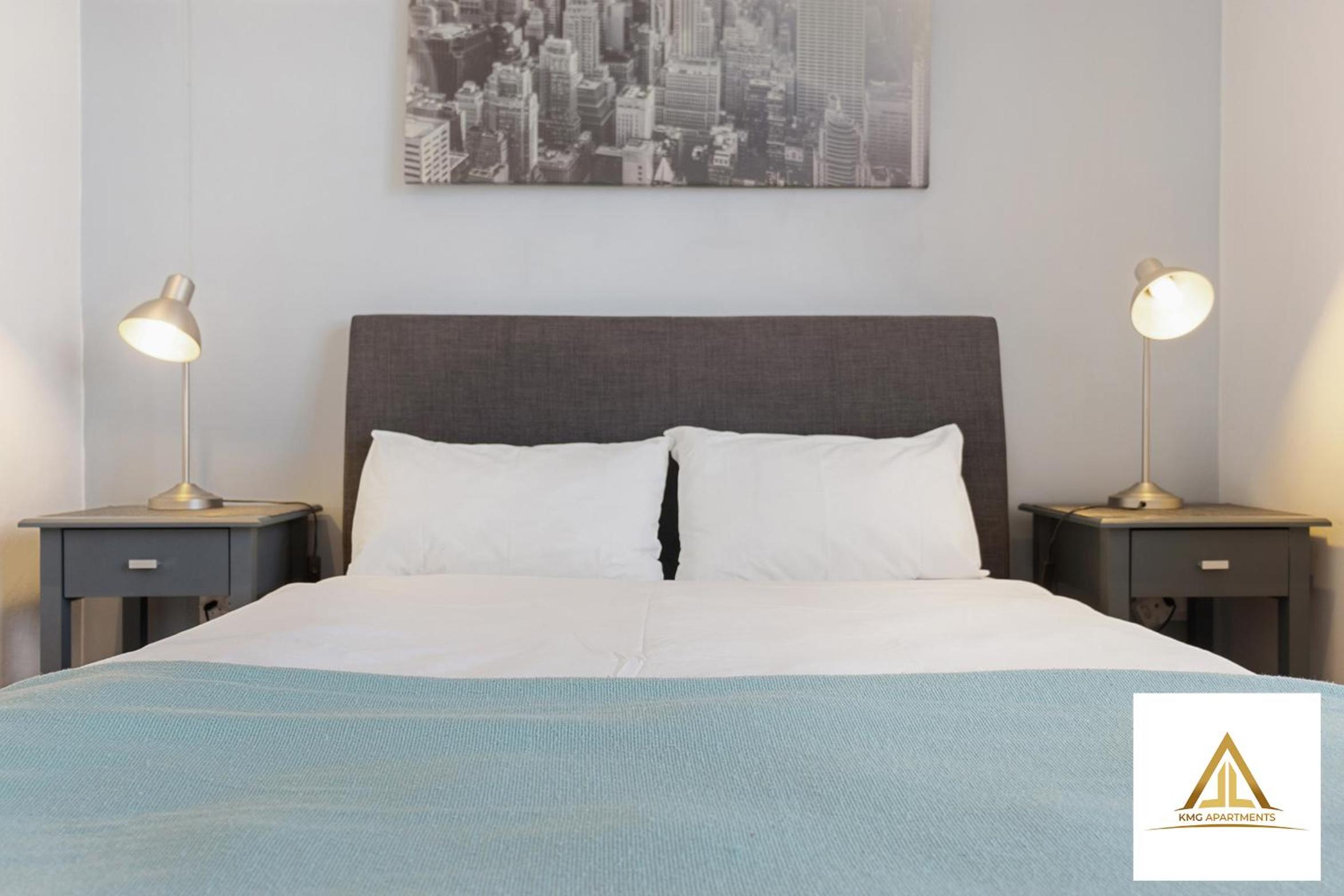 KMG Apartments at The Apex