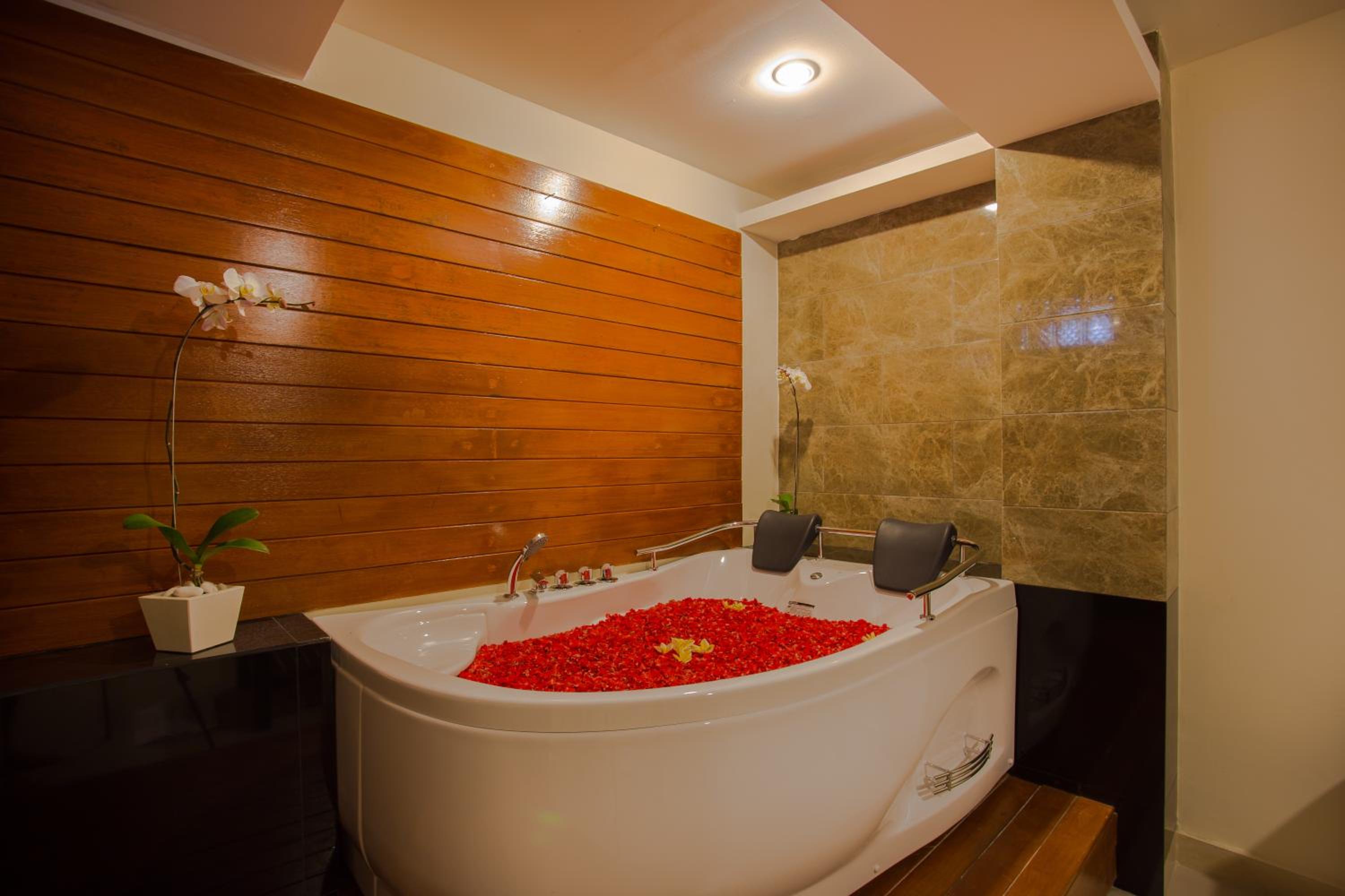 The Light Exclusive Villas and SPA