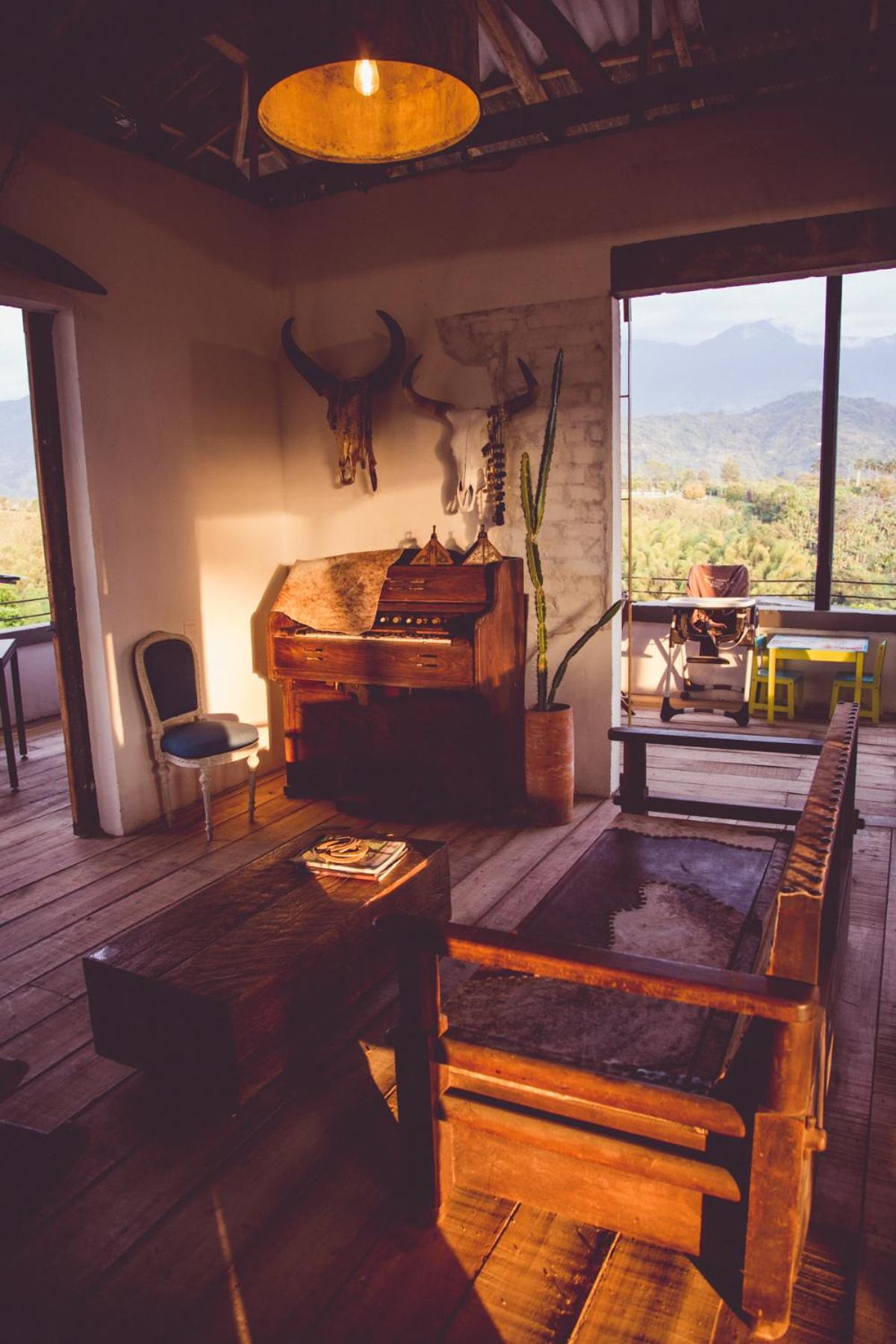 lounge