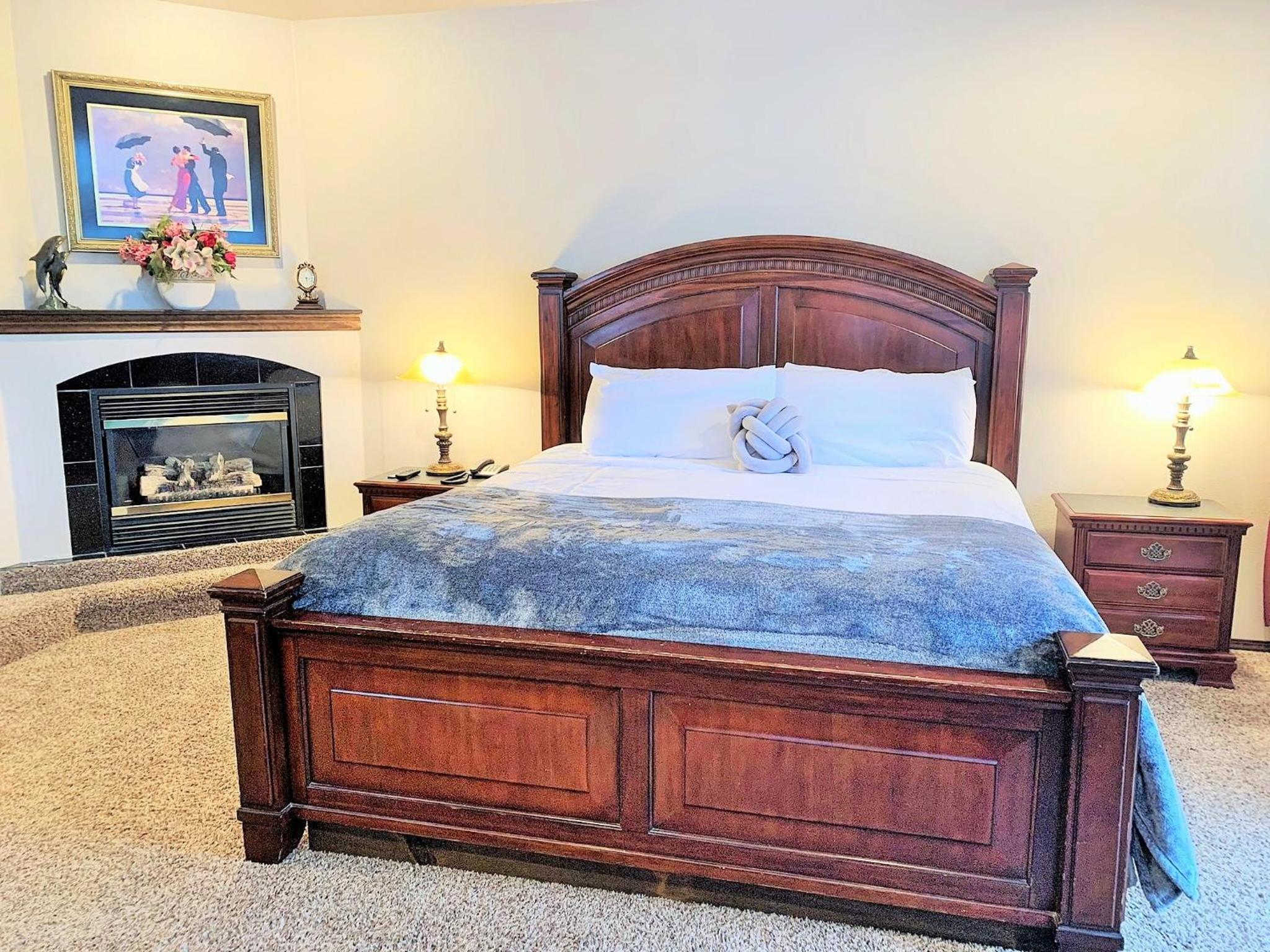 Breakers Boutique Inn