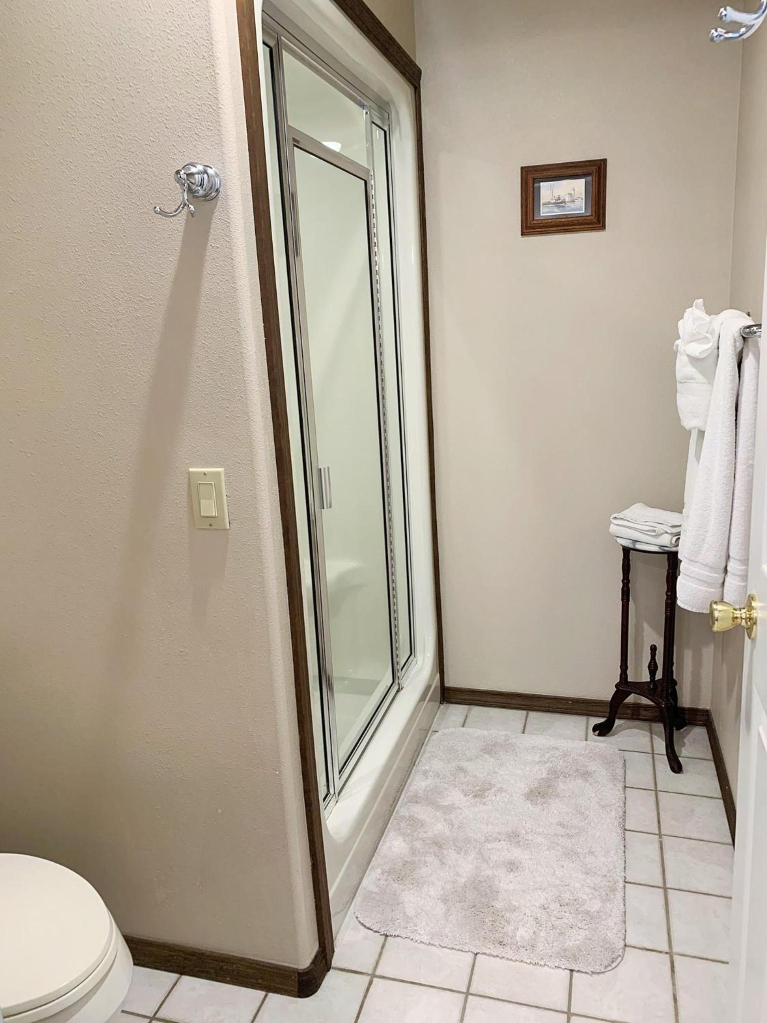 Breakers Boutique Inn