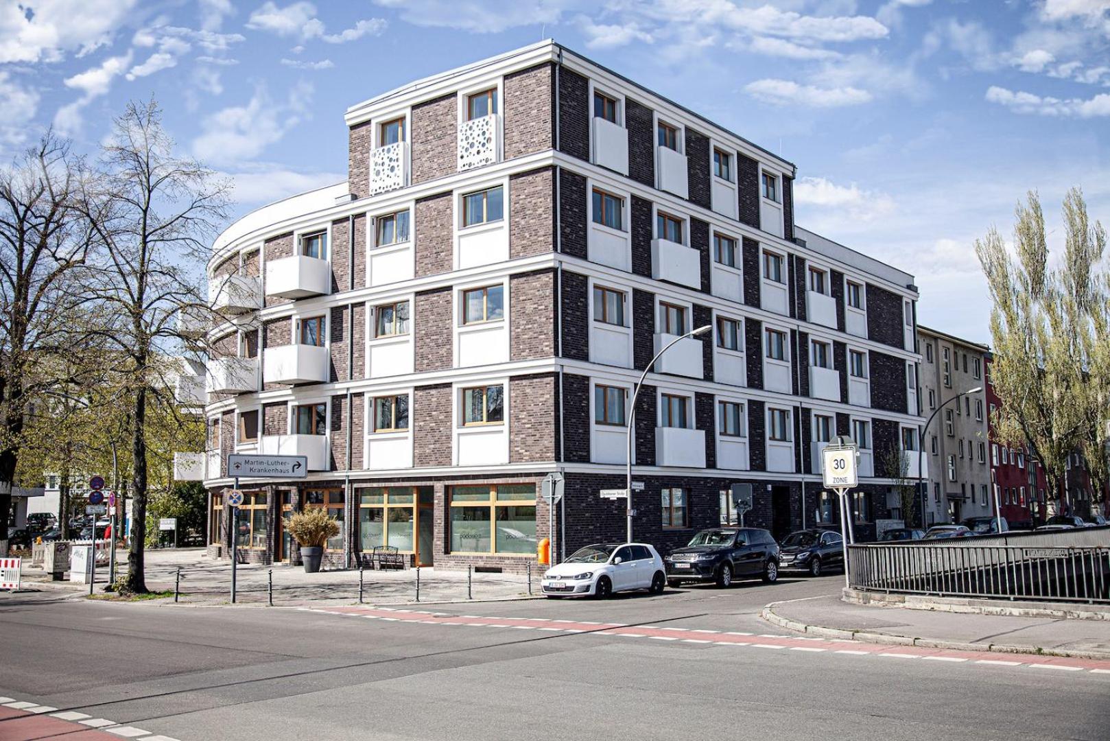 The Faces Berlin Apartments