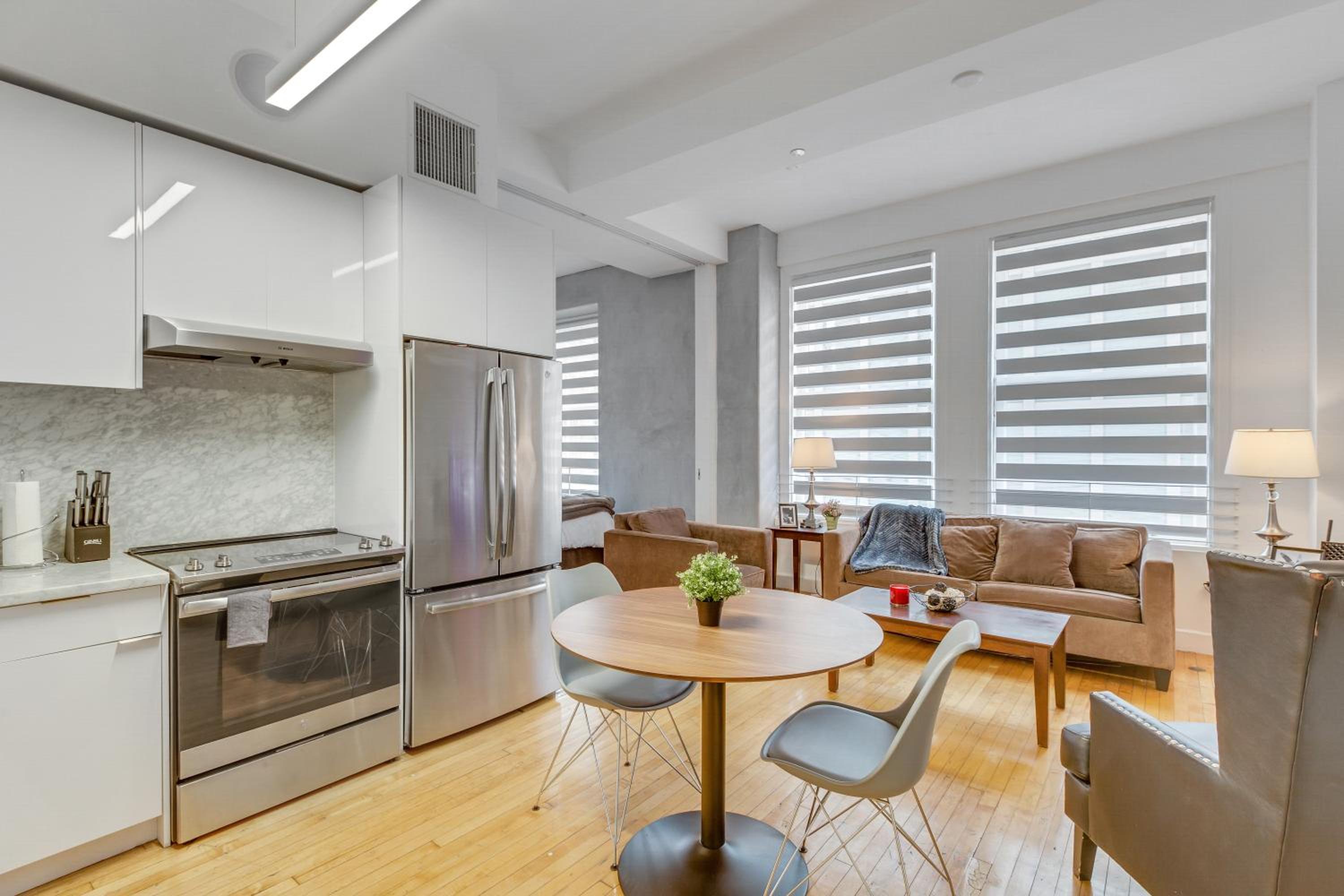 One Lux Stay HWH Downtown Los Angeles