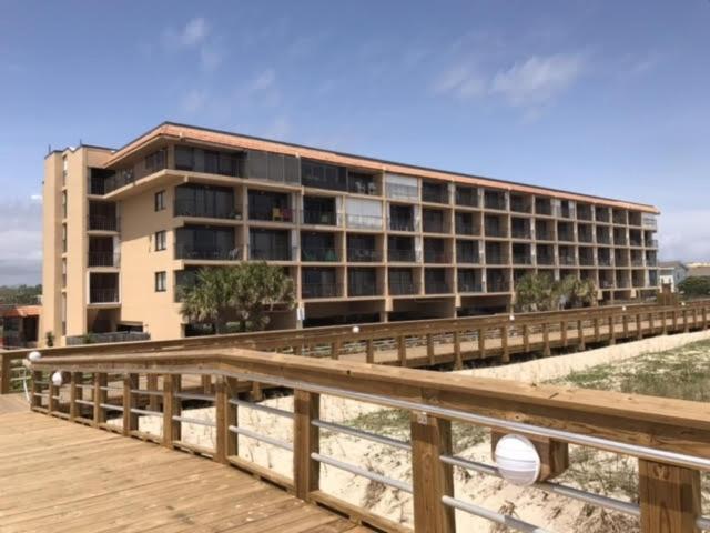 Sea Life - OCEANFRONT! Pleasure Island Paradise! Lose yourself in the ocean views! condo