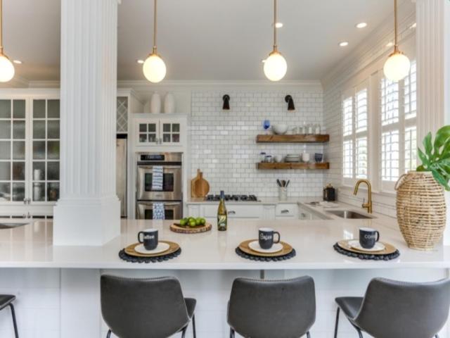 Indigo Retreat - Bring the whole family! Fully renovated, Seawatch community Stunner! home