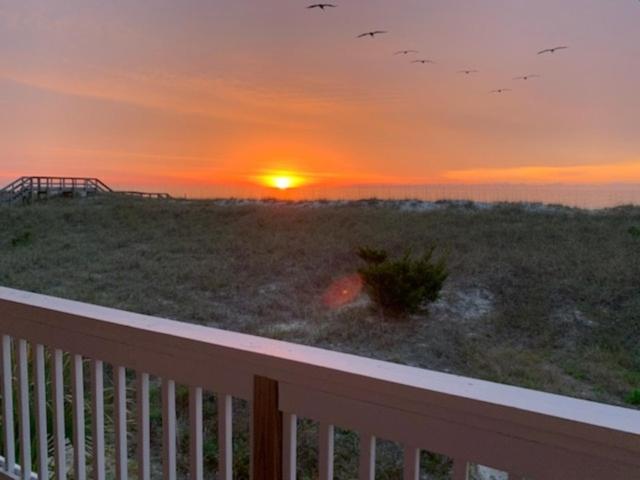 Driftwood Cottage - First floor OCEANFRONT beach retreat! Exceptional views, location and privacy condo