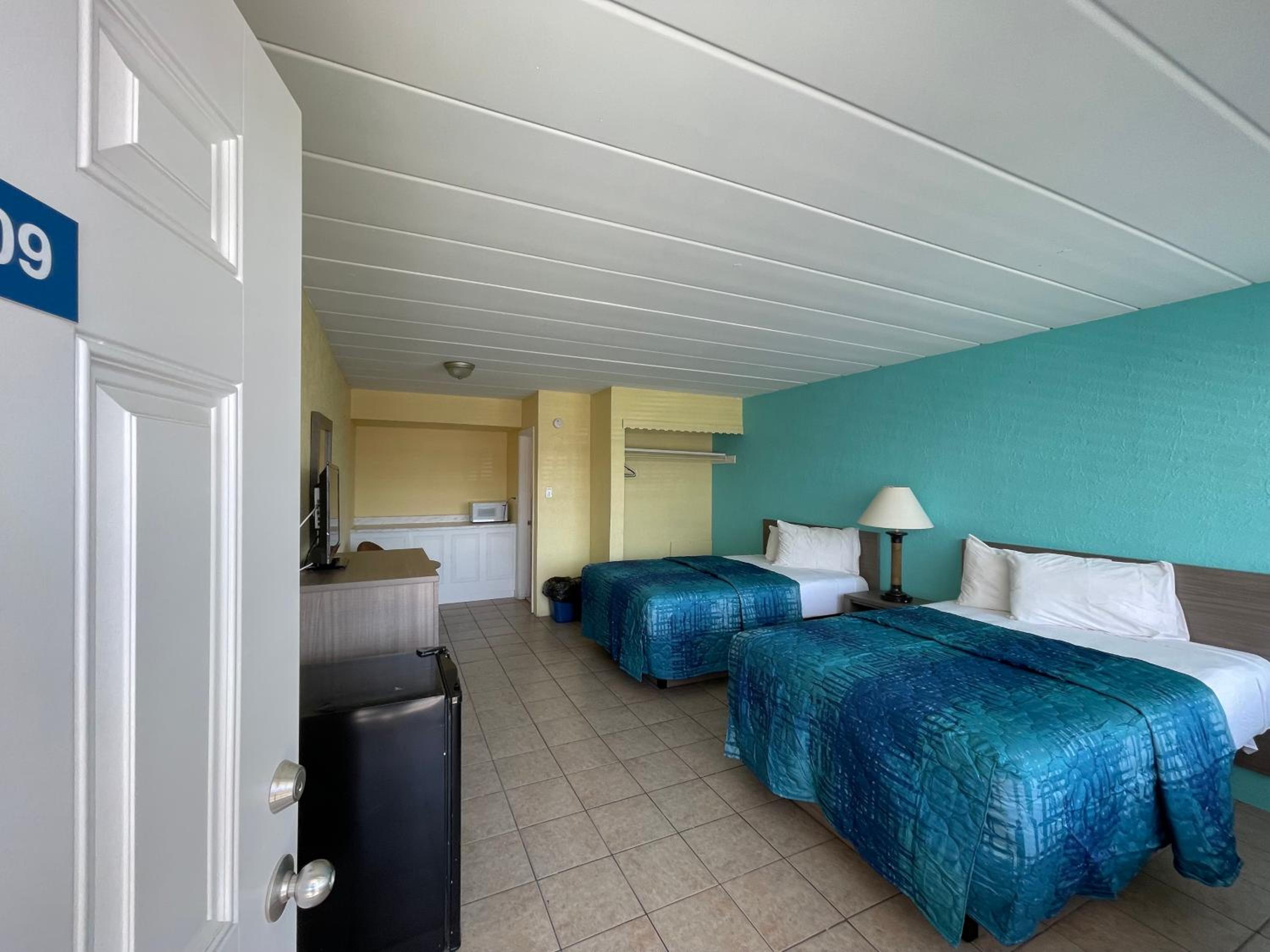 Bird of Paradise Motel