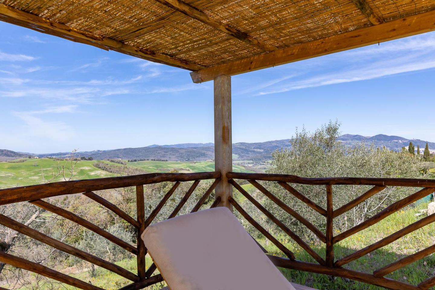 Villa Montegemoli by Toscana Bella view 5