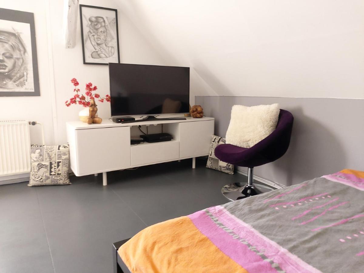 Photo 7