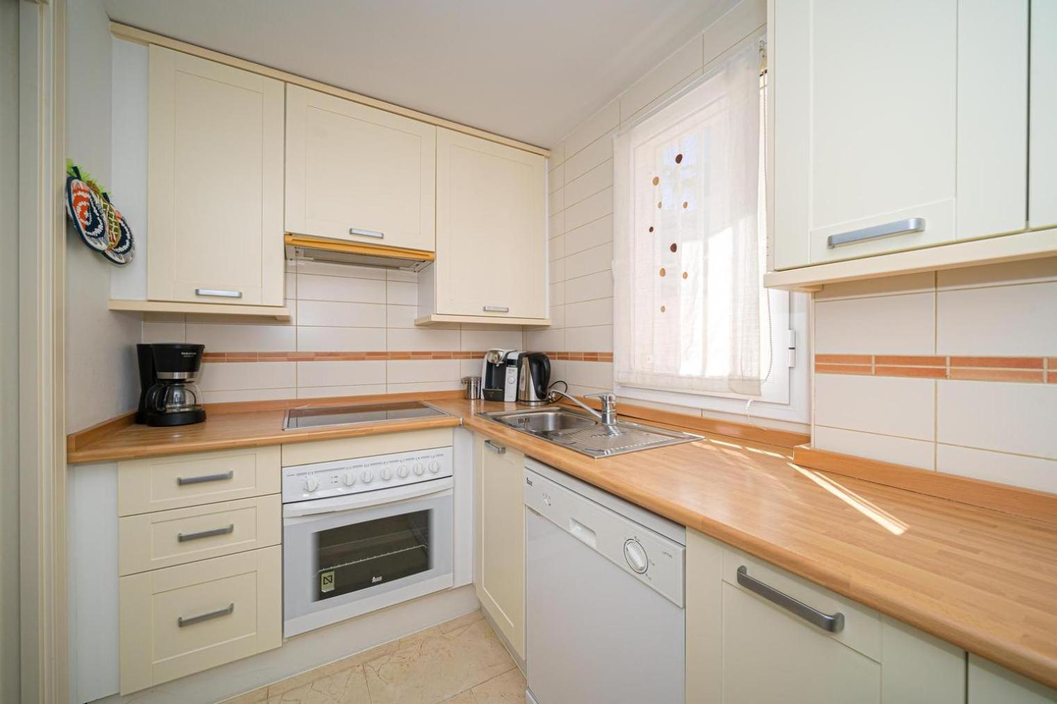 Estrella 23BH view 5
