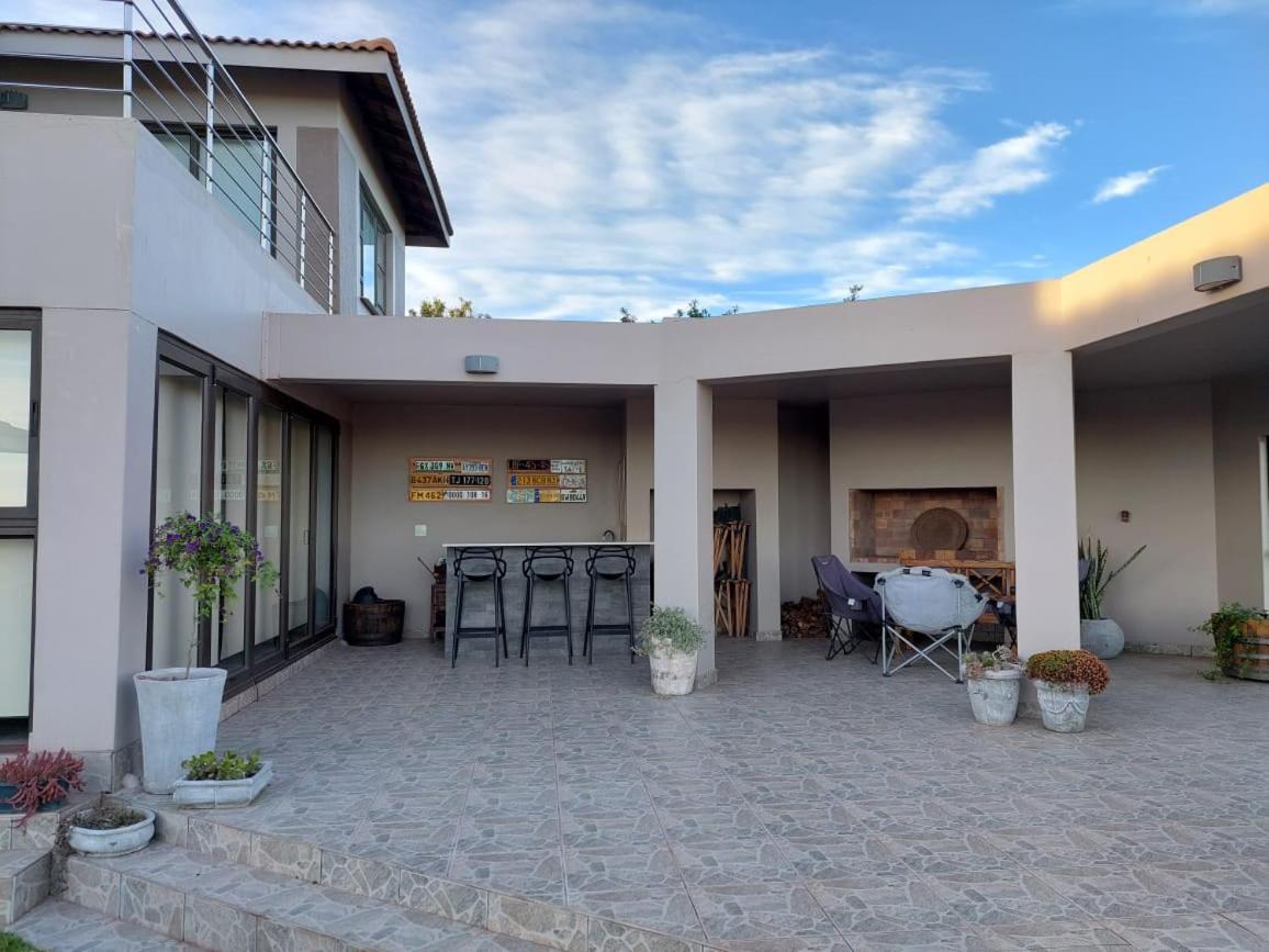 Langebaan Golf Estate - Signature Hole 24hrs power view 4