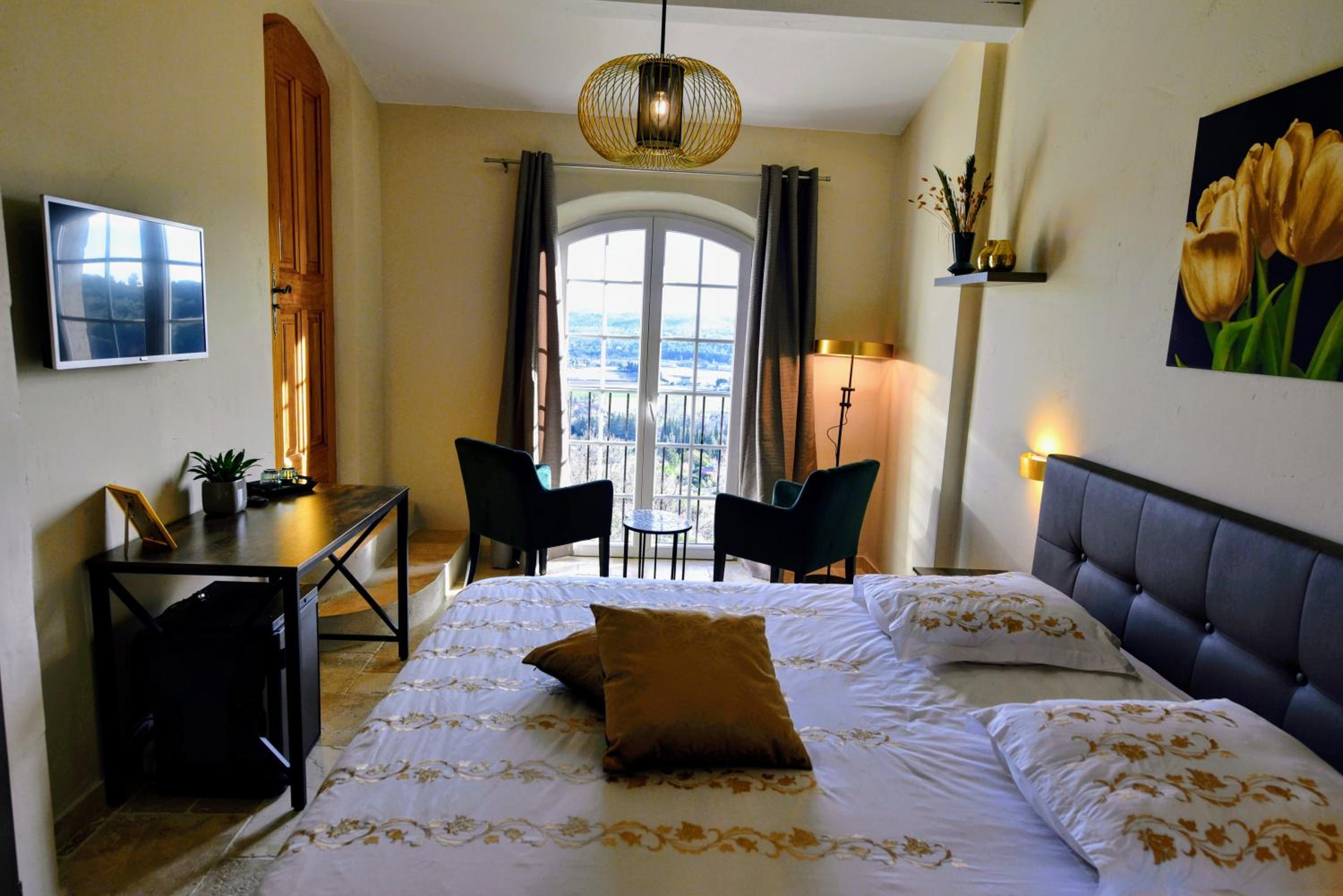 Chambre d'hôtes Cottes view 2